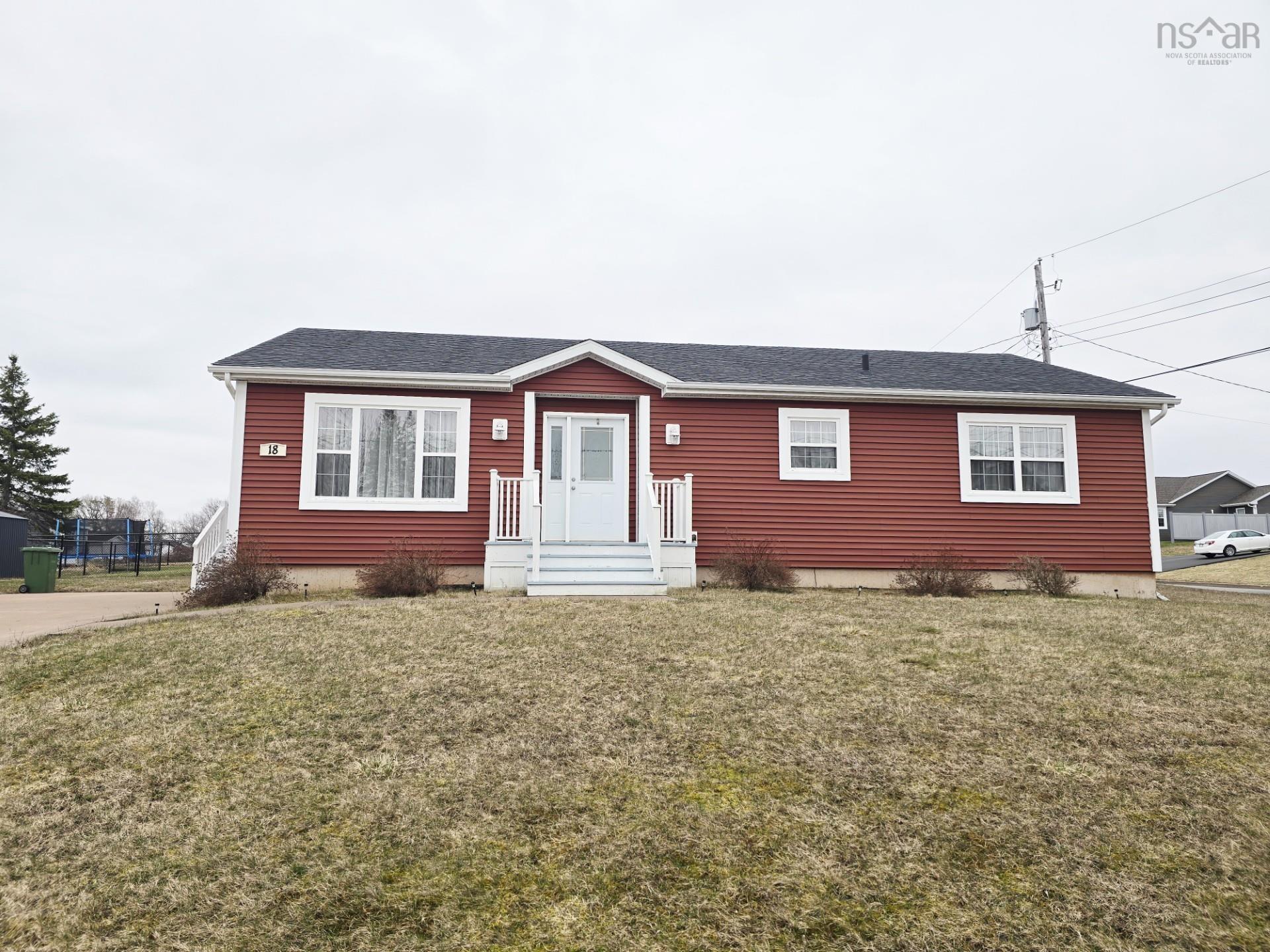 $434,000.00: 18 Parkview Drive, New Glasgow