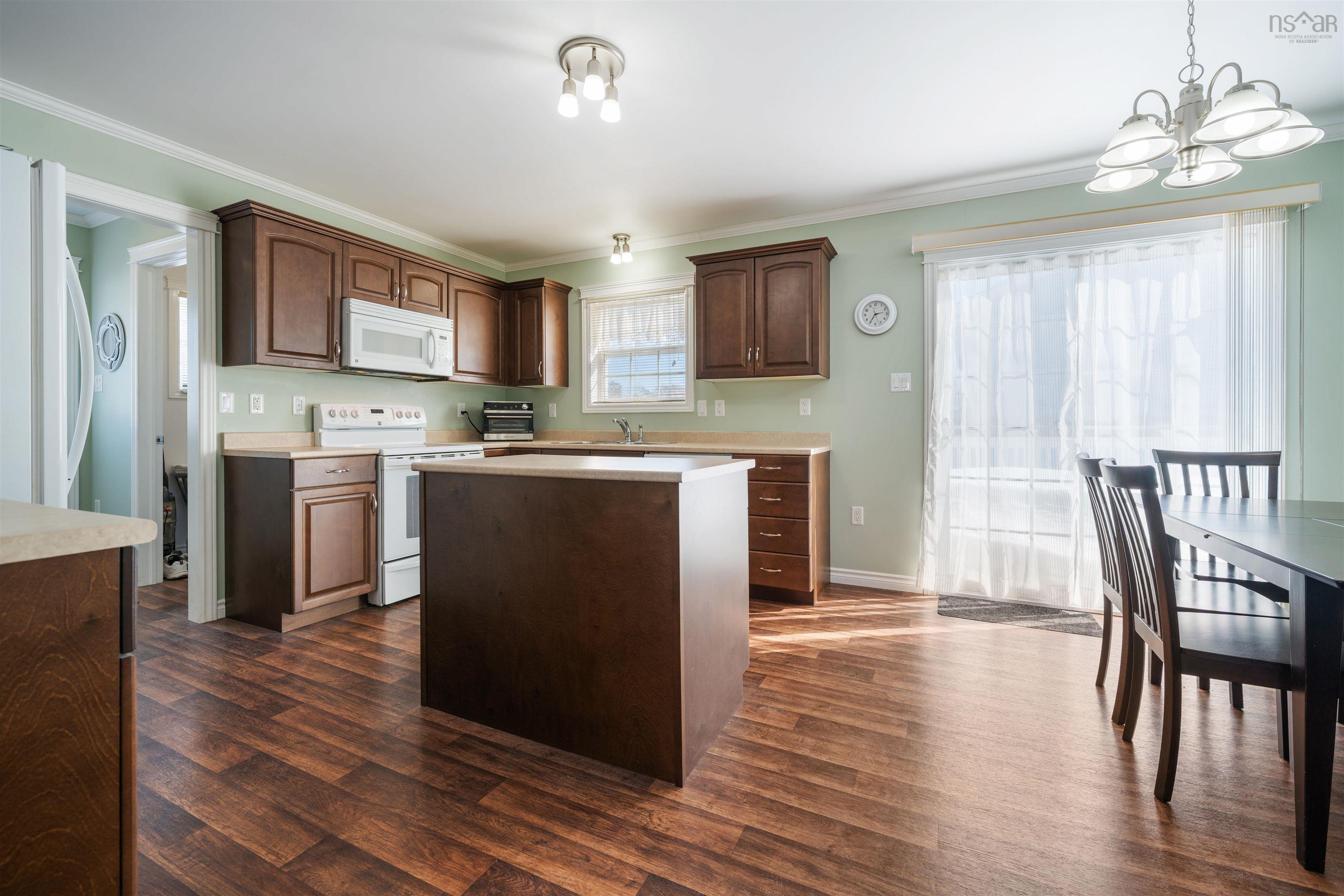 $434,000.00: 18 Parkview Drive, New Glasgow