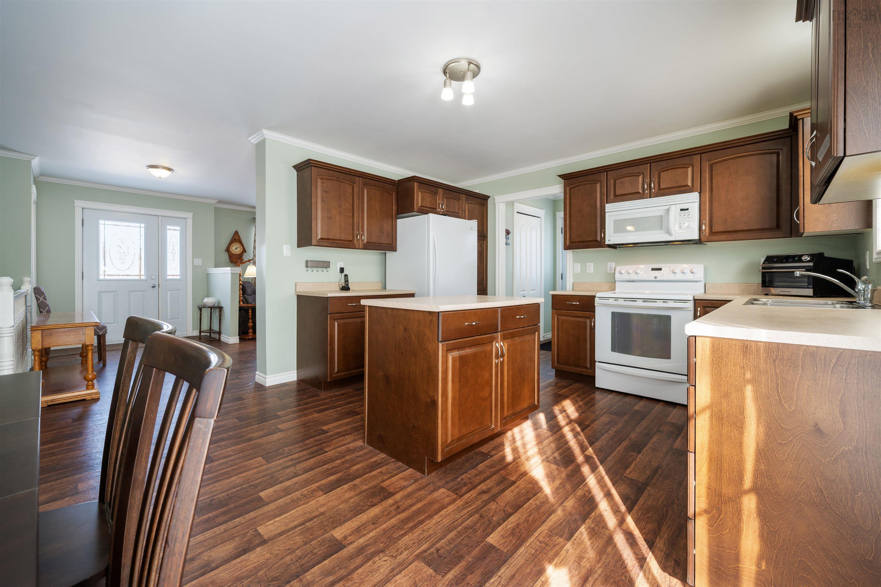 $434,000.00: 18 Parkview Drive, New Glasgow