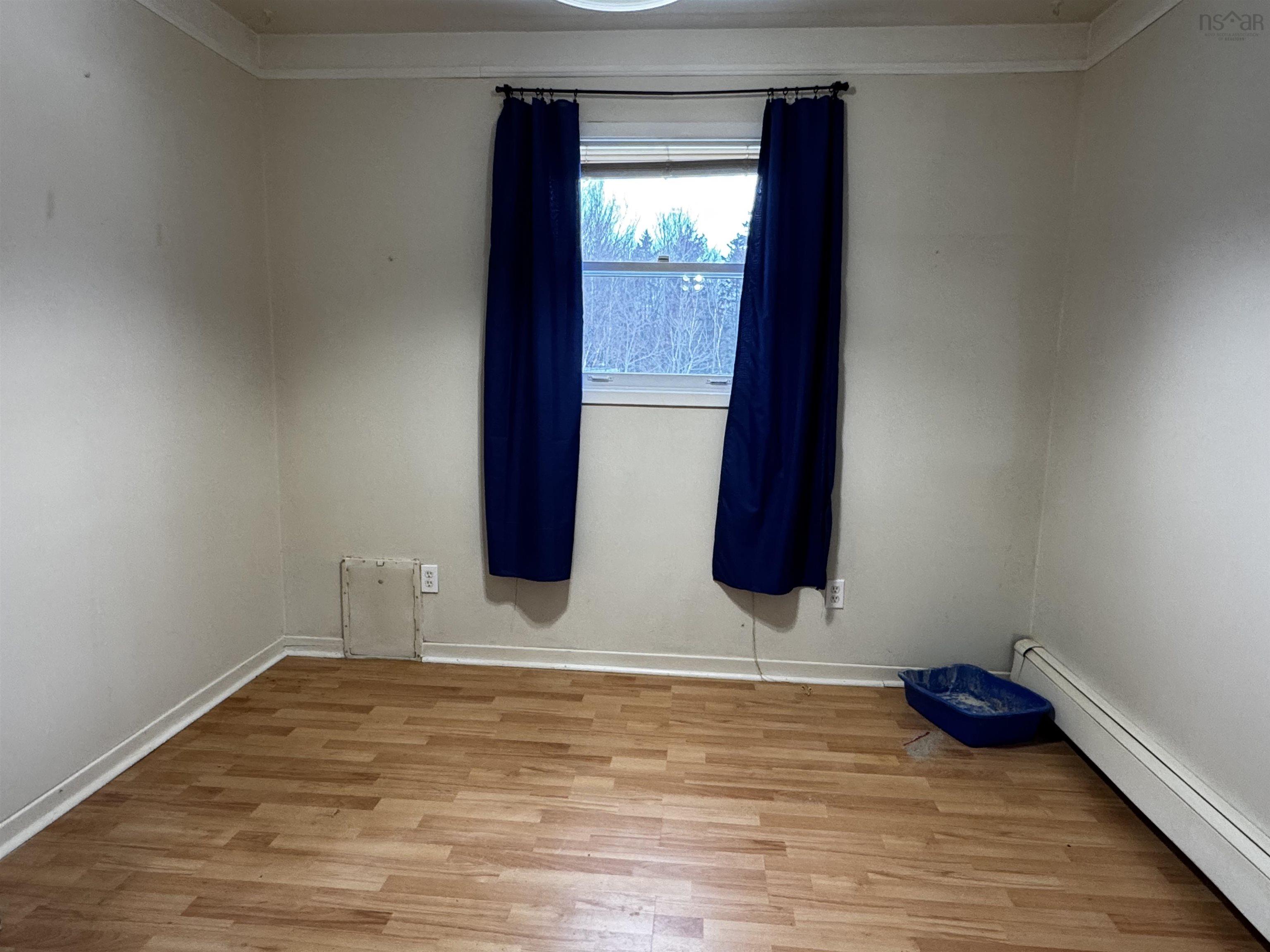 $299,000.00: 6221 Seaside Drive, Gardiner Mines