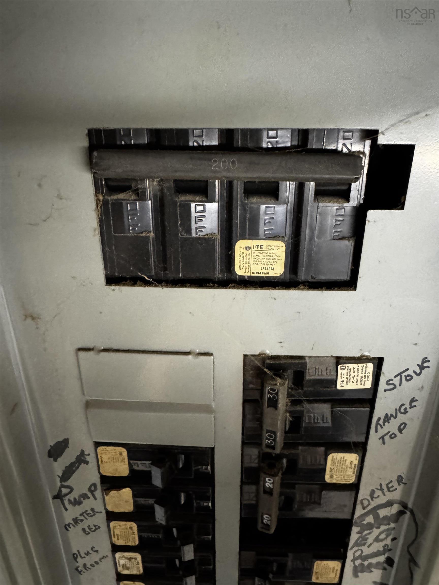 $299,000.00: 6221 Seaside Drive, Gardiner Mines