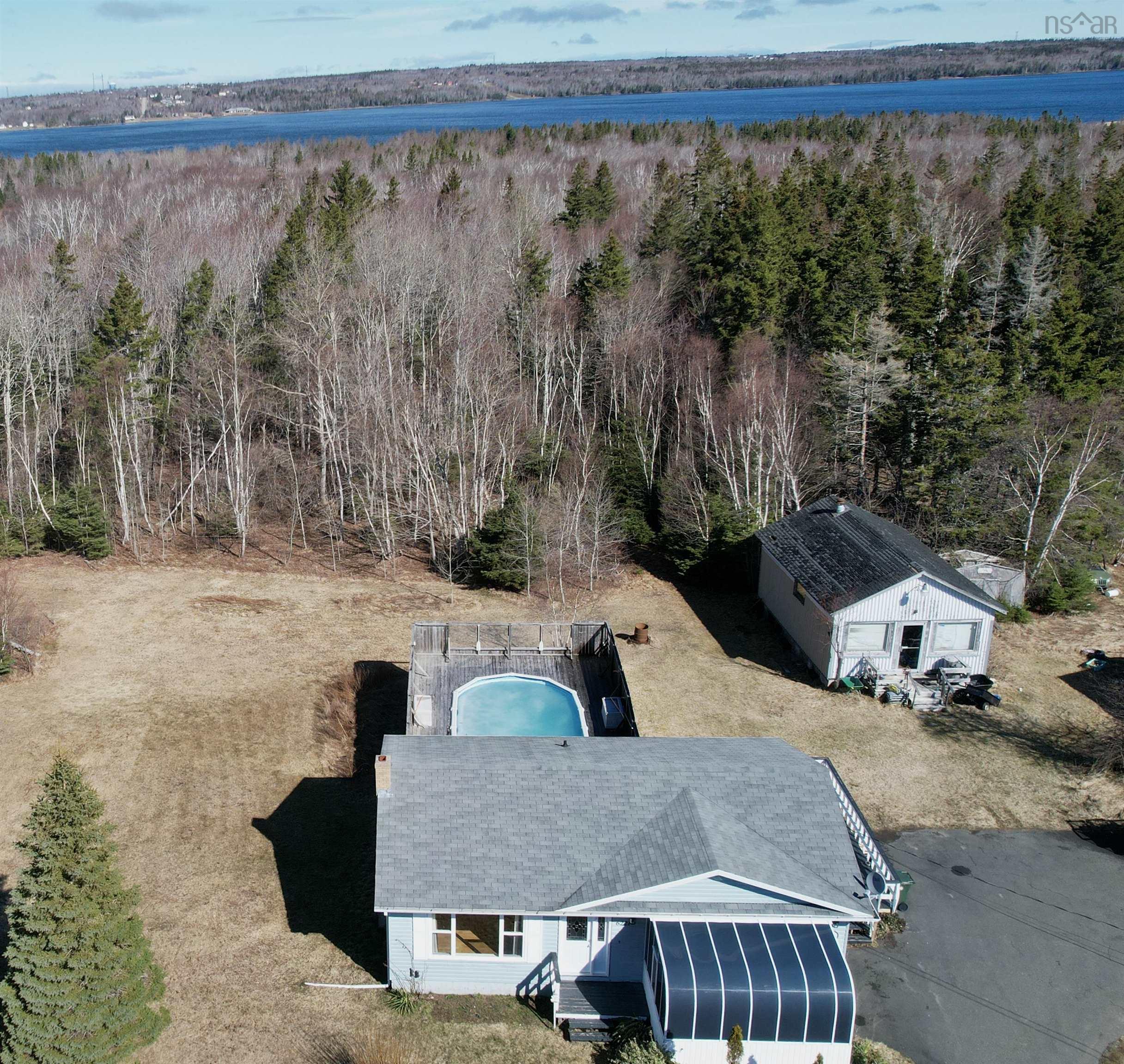 $299,000.00: 6221 Seaside Drive, Gardiner Mines