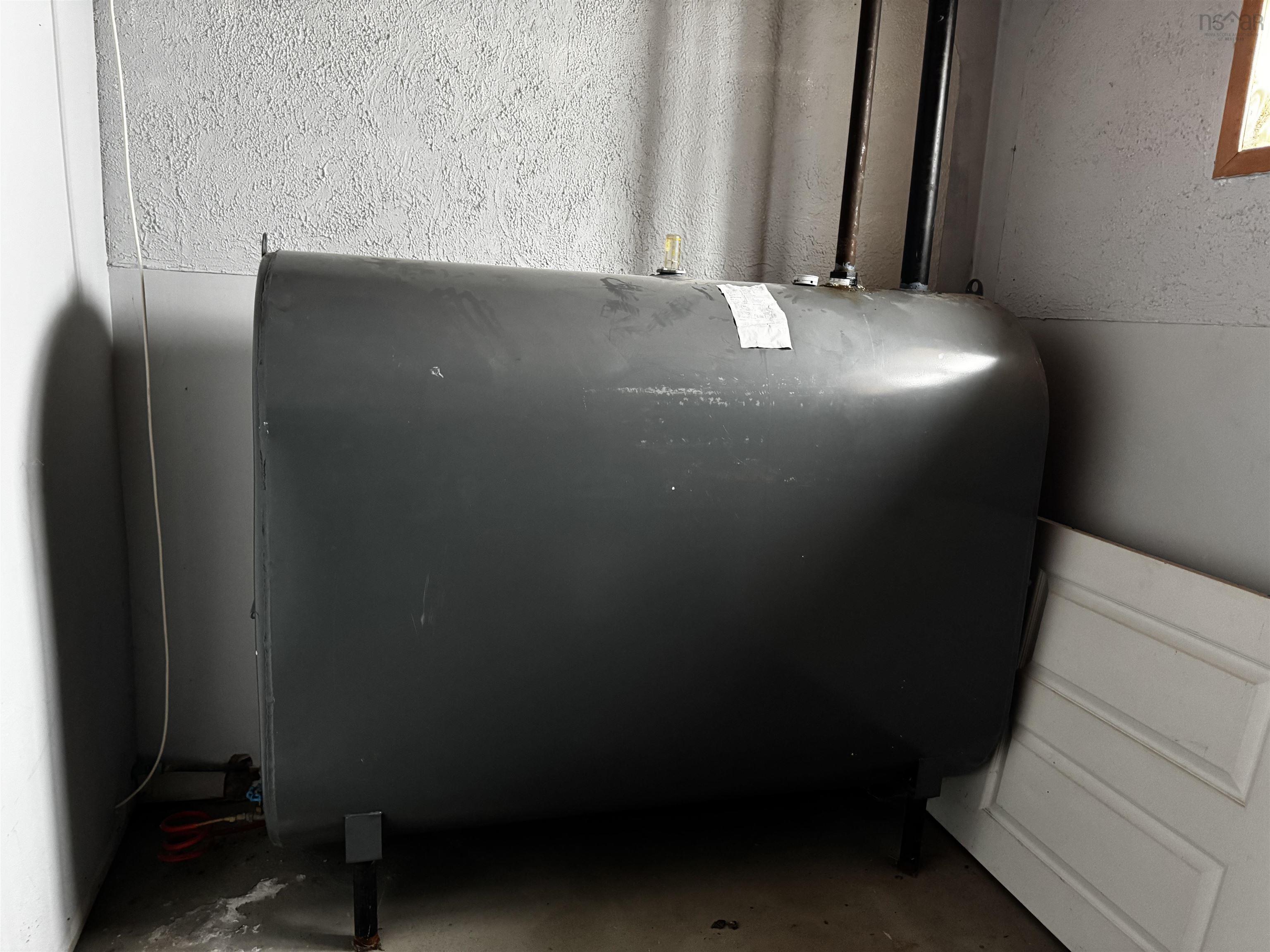 $299,000.00: 6221 Seaside Drive, Gardiner Mines