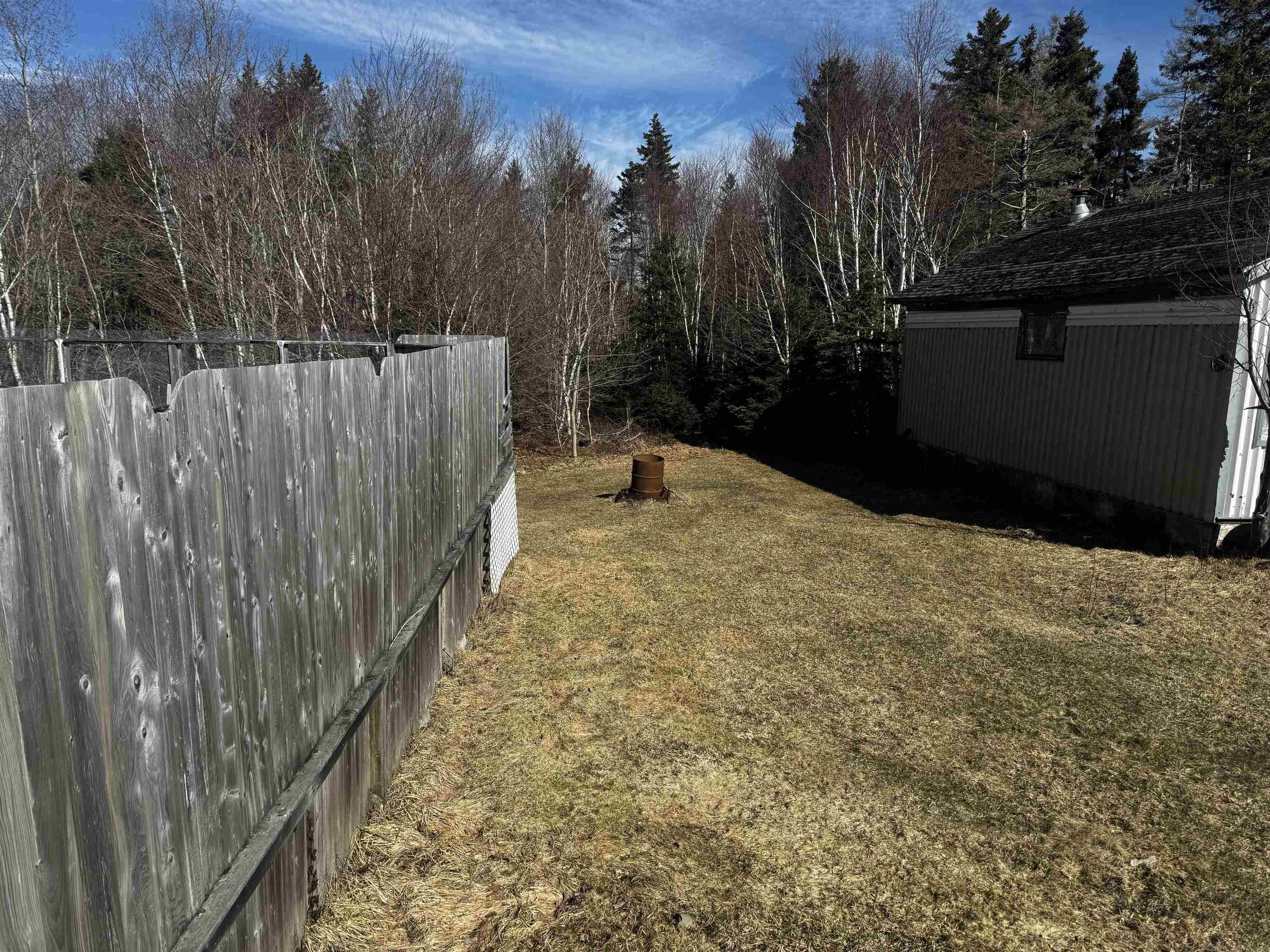 $299,000.00: 6221 Seaside Drive, Gardiner Mines