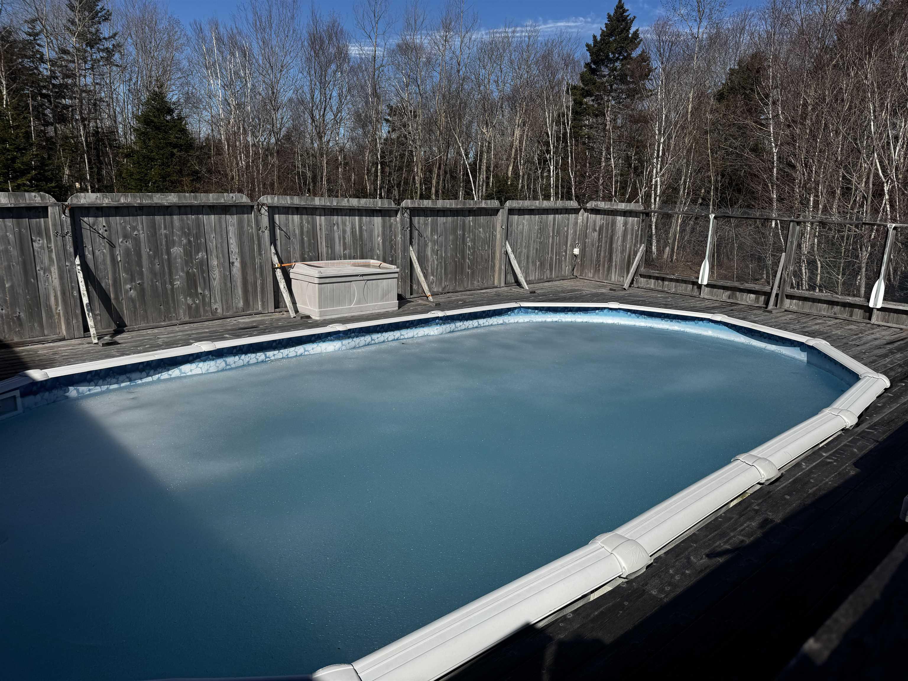 $299,000.00: 6221 Seaside Drive, Gardiner Mines