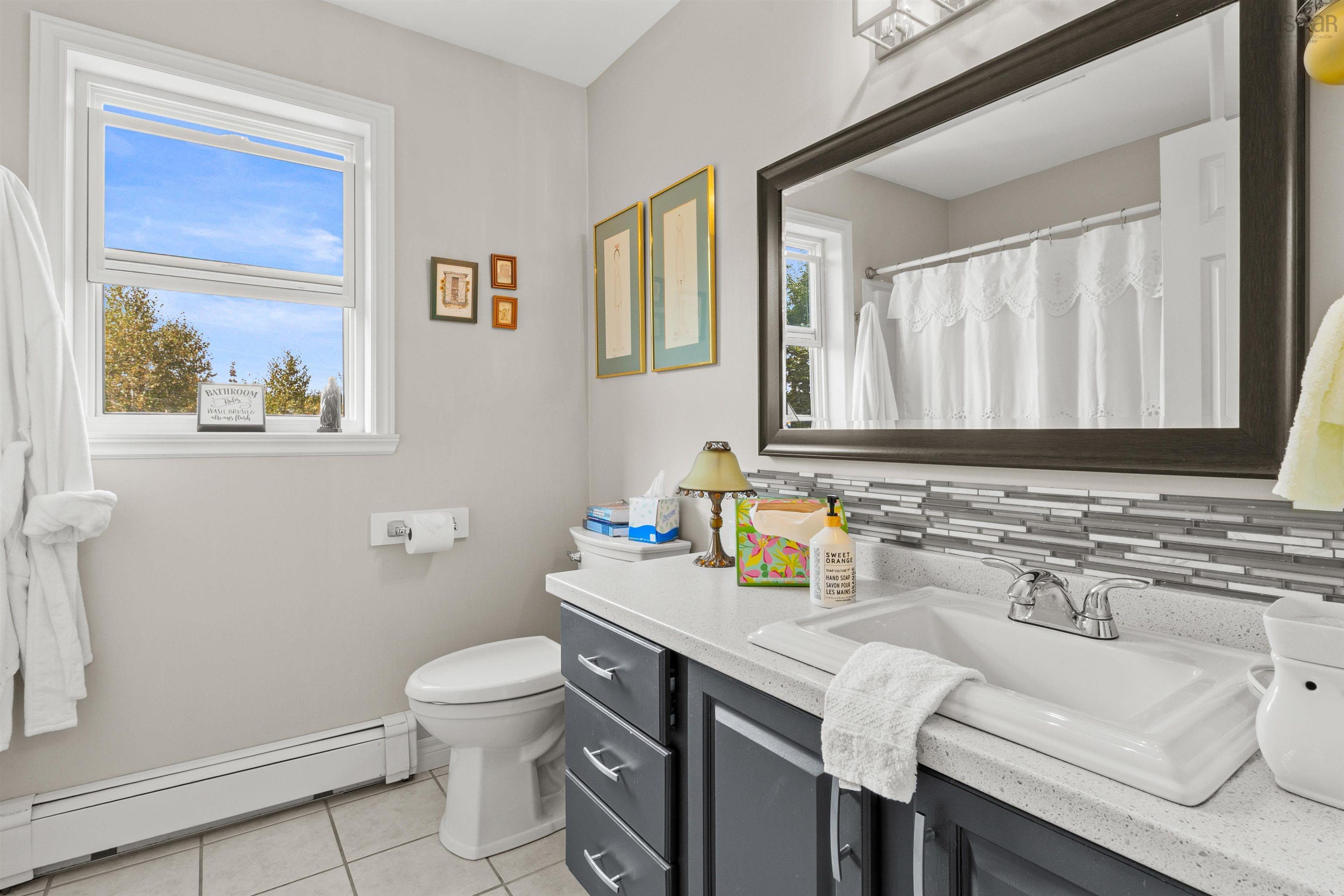 122 Honeysuckle Road, Middle Sackville, NS (MLS 202604002)