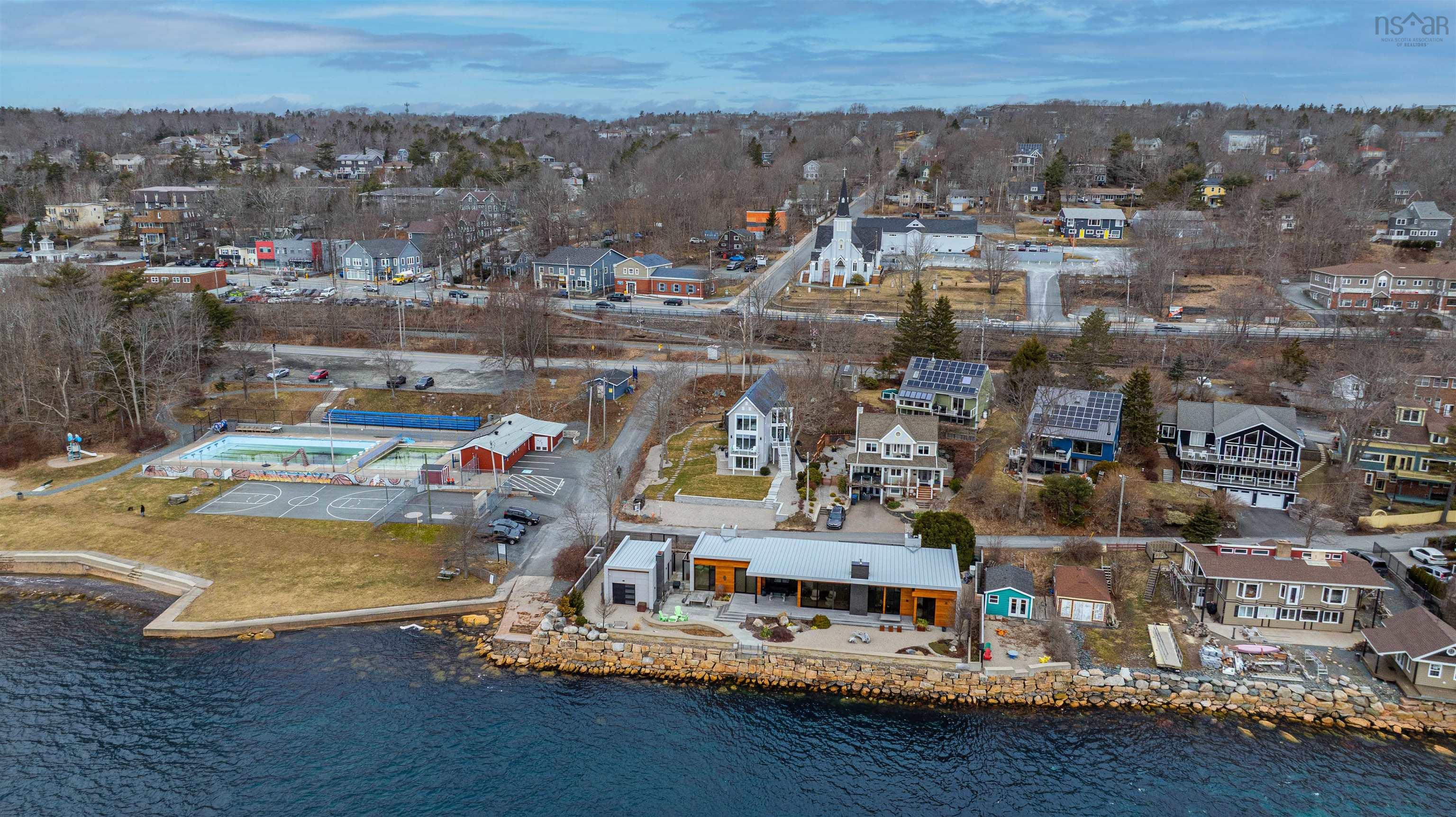 15 Shipyard Road, Bedford, NS (MLS 202604007)