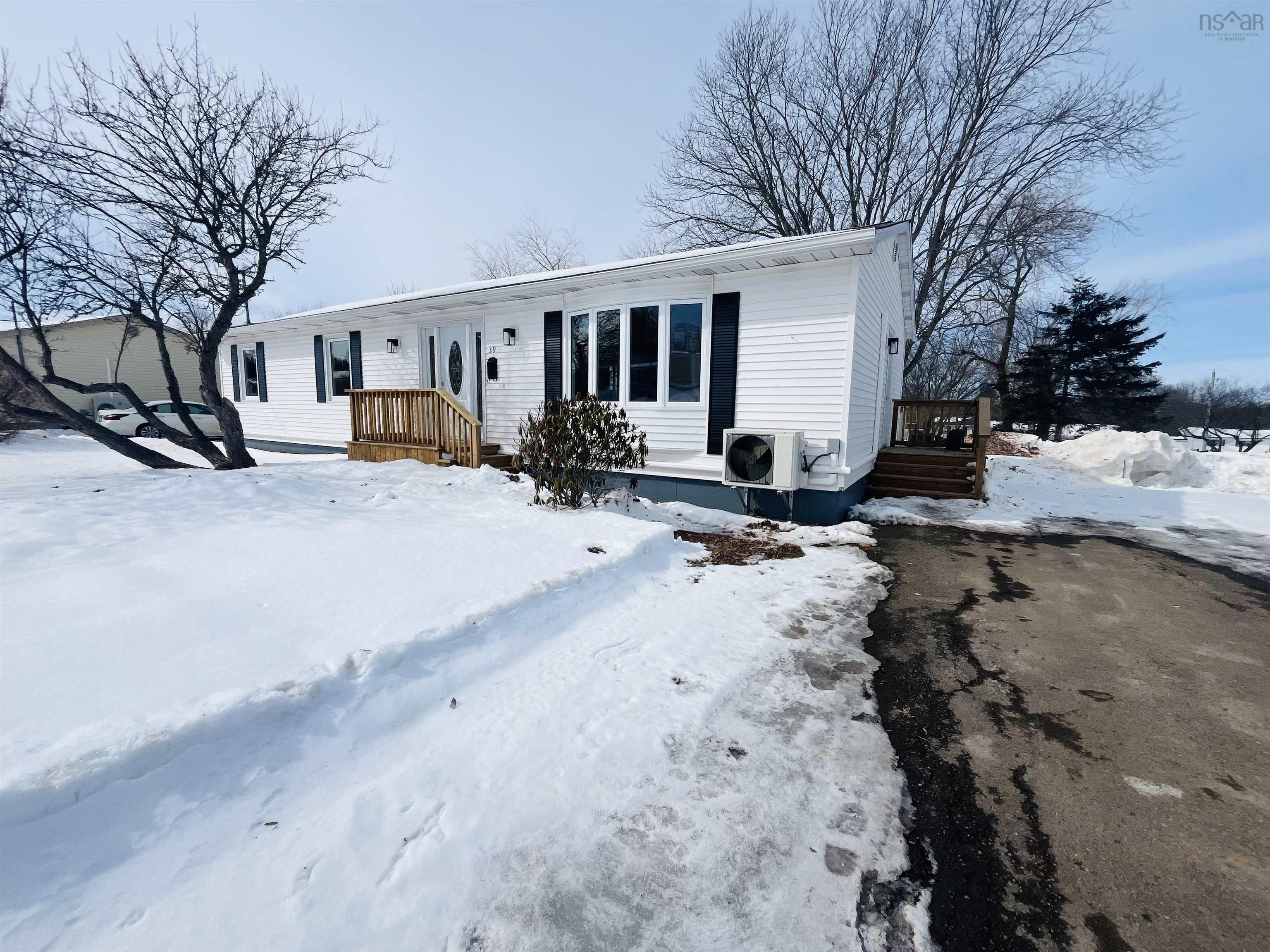 $379,900.00: 39 Rogers Avenue, Amherst