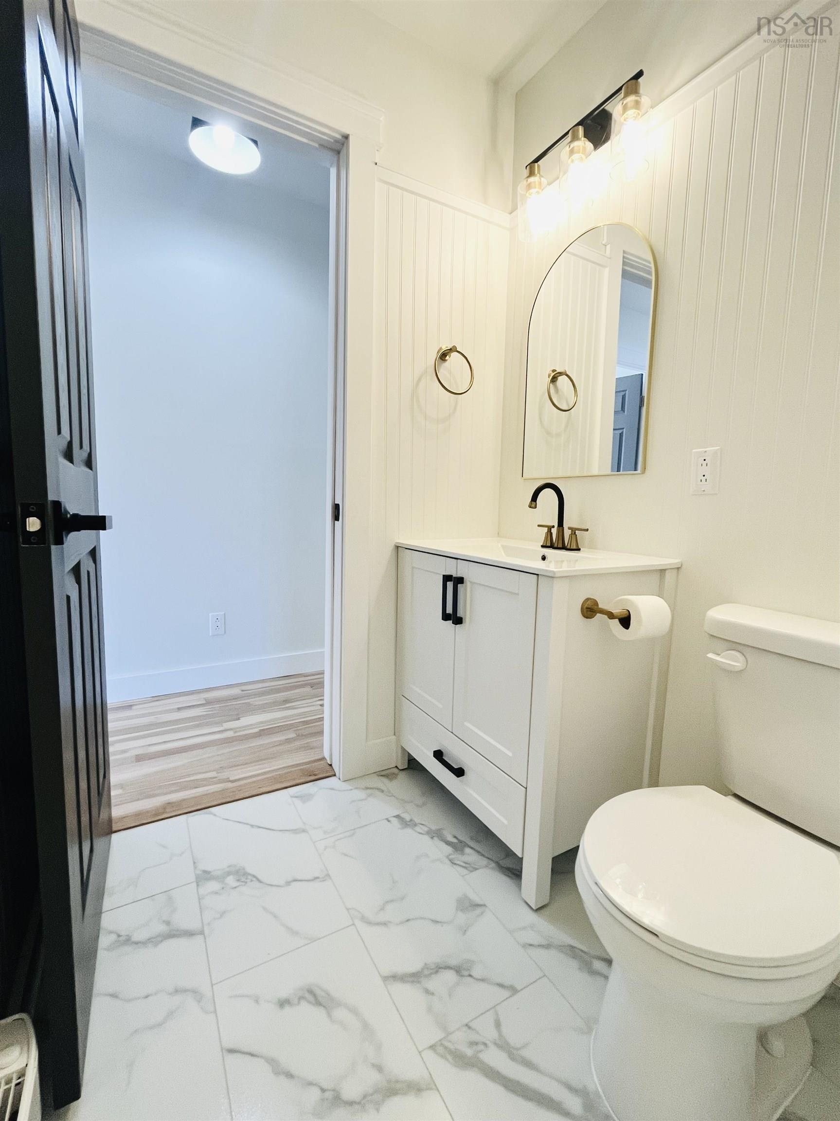 $379,900.00: 39 Rogers Avenue, Amherst