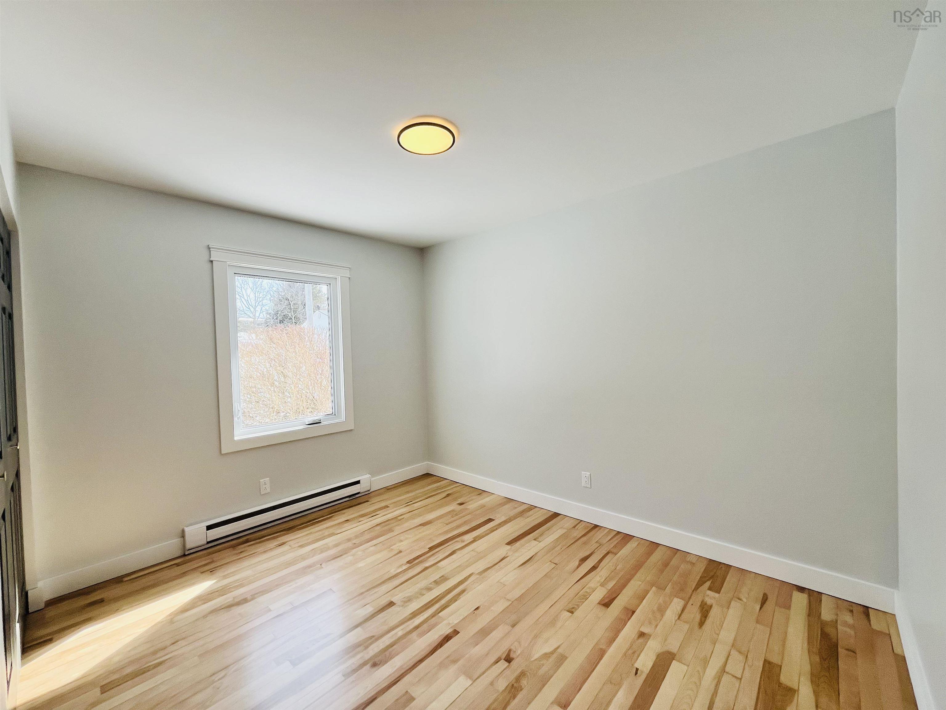 $379,900.00: 39 Rogers Avenue, Amherst