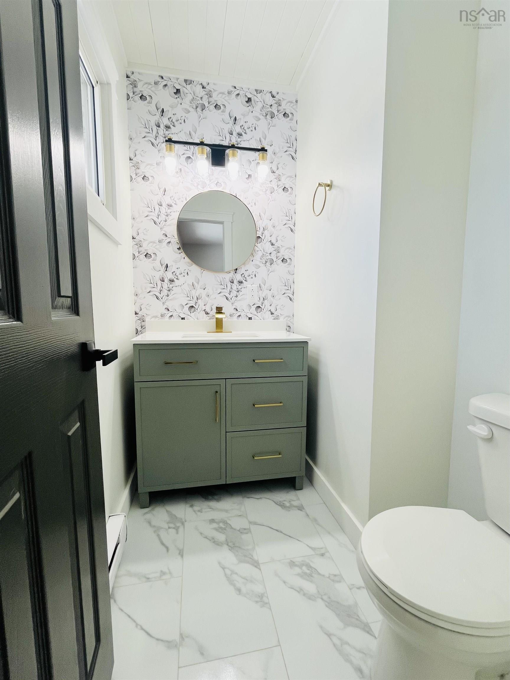 $379,900.00: 39 Rogers Avenue, Amherst