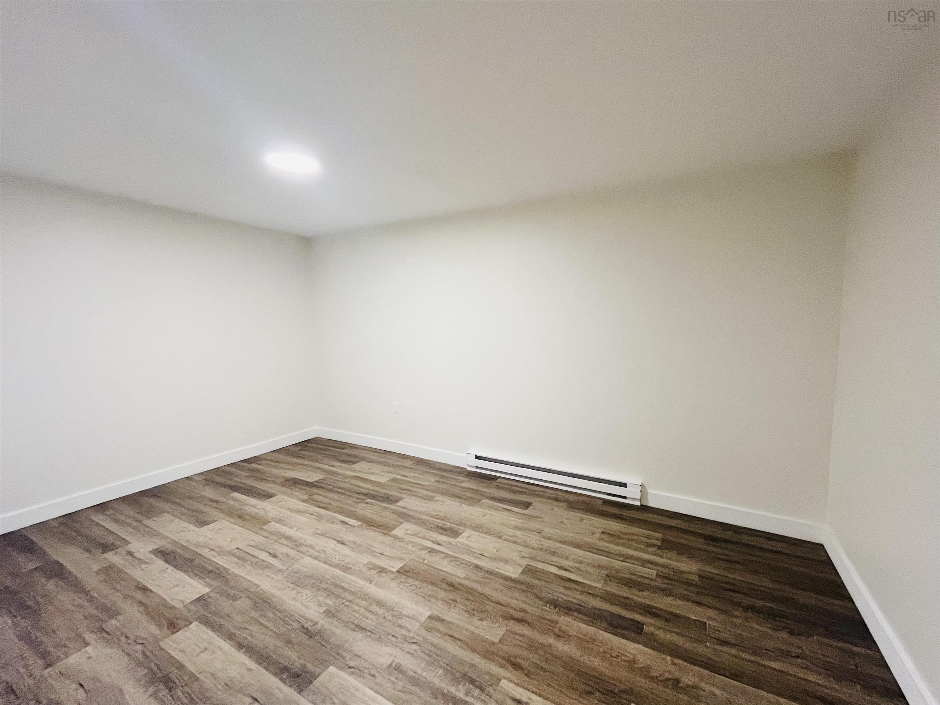 $379,900.00: 39 Rogers Avenue, Amherst