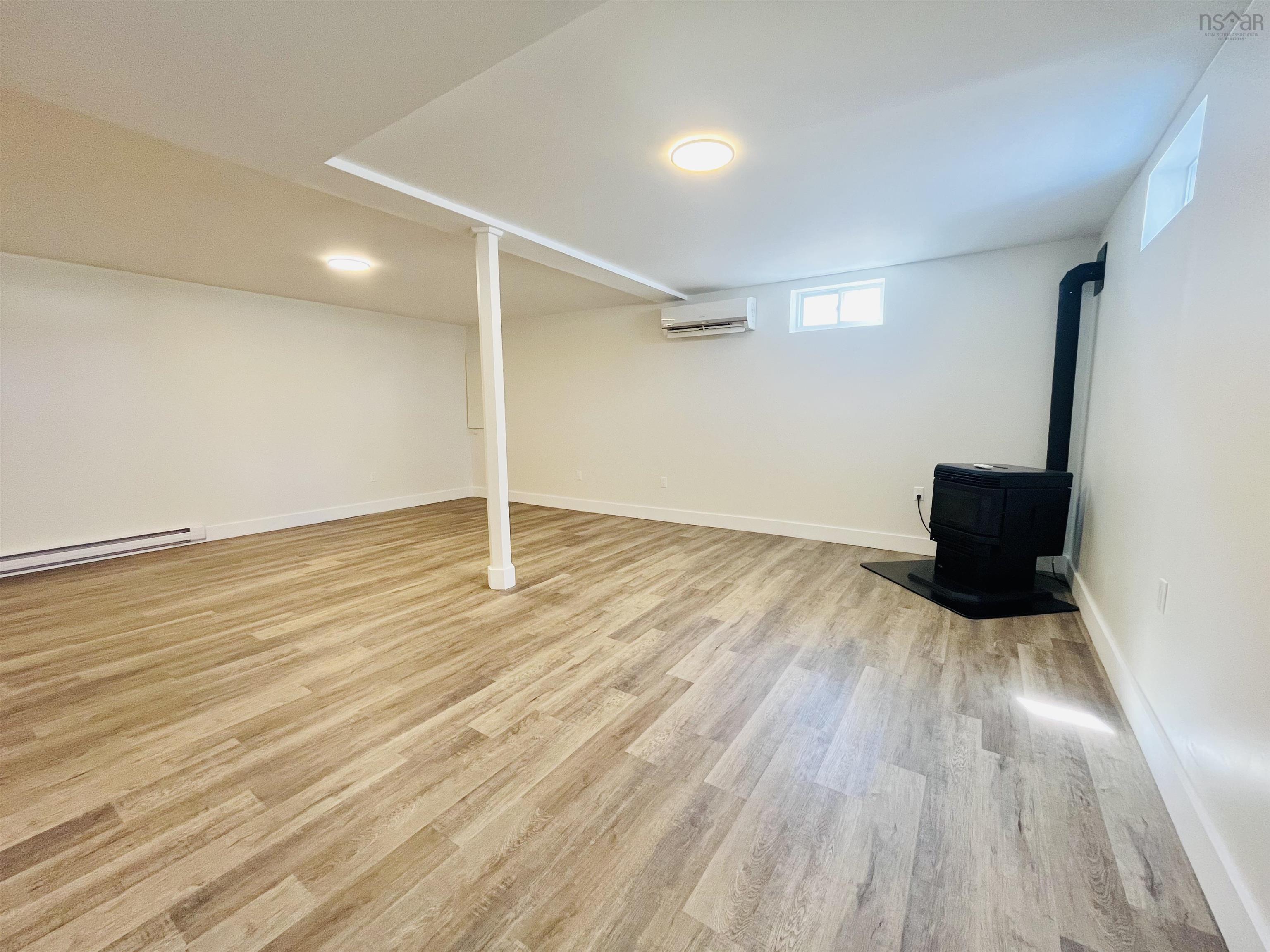 $379,900.00: 39 Rogers Avenue, Amherst