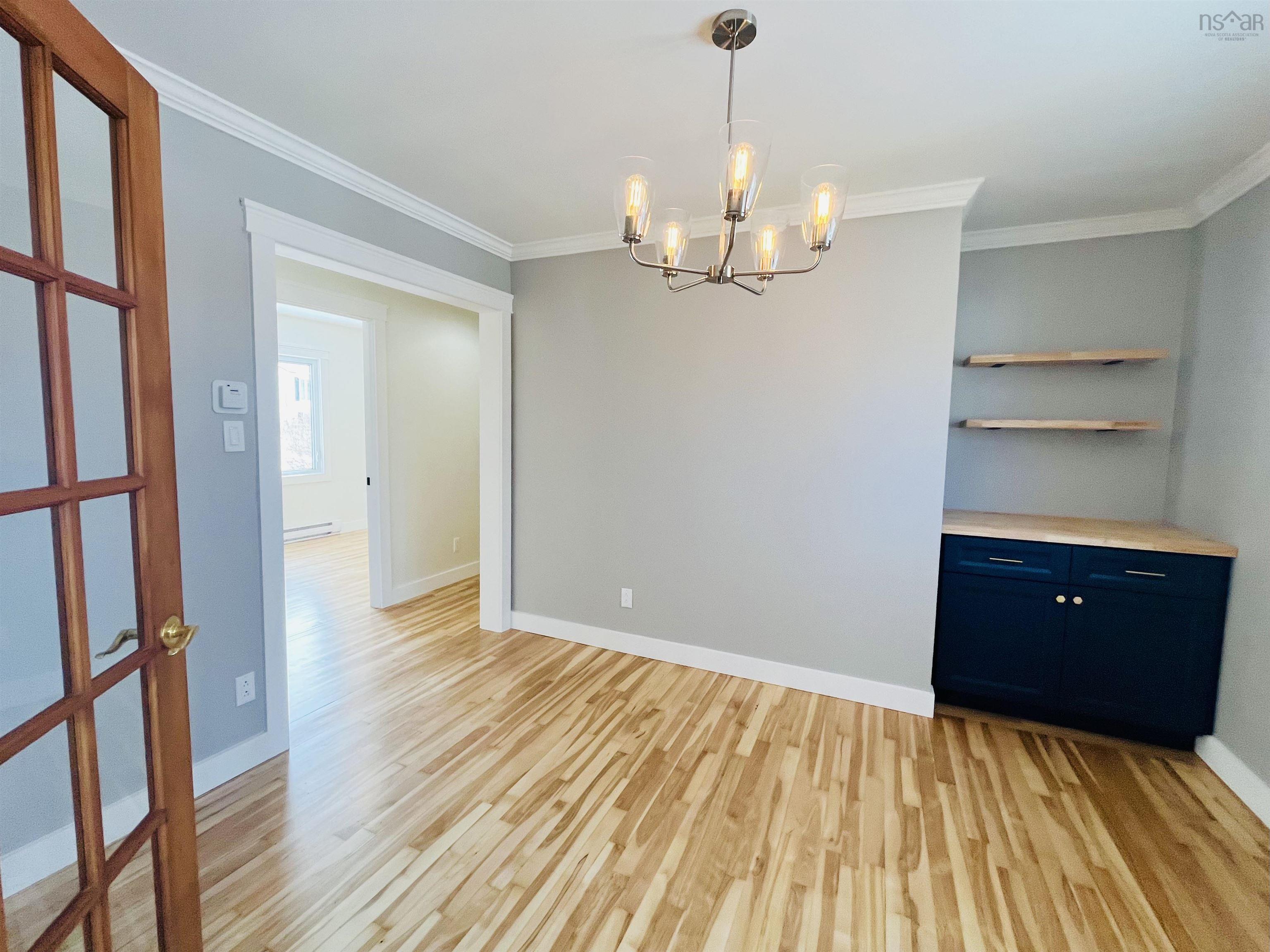 $379,900.00: 39 Rogers Avenue, Amherst