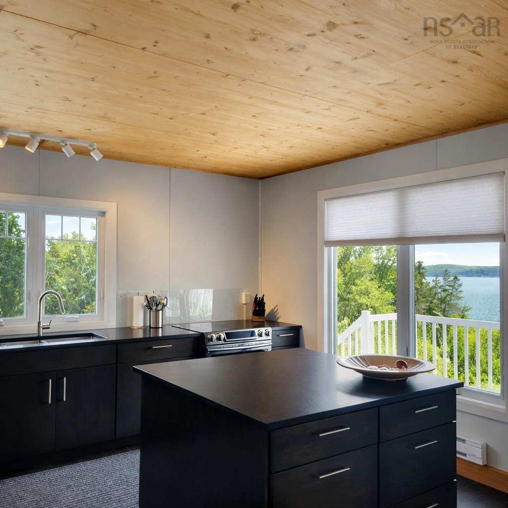 $1,098,000.00: 122 Peter Sosna Drive, Macnabs Cove