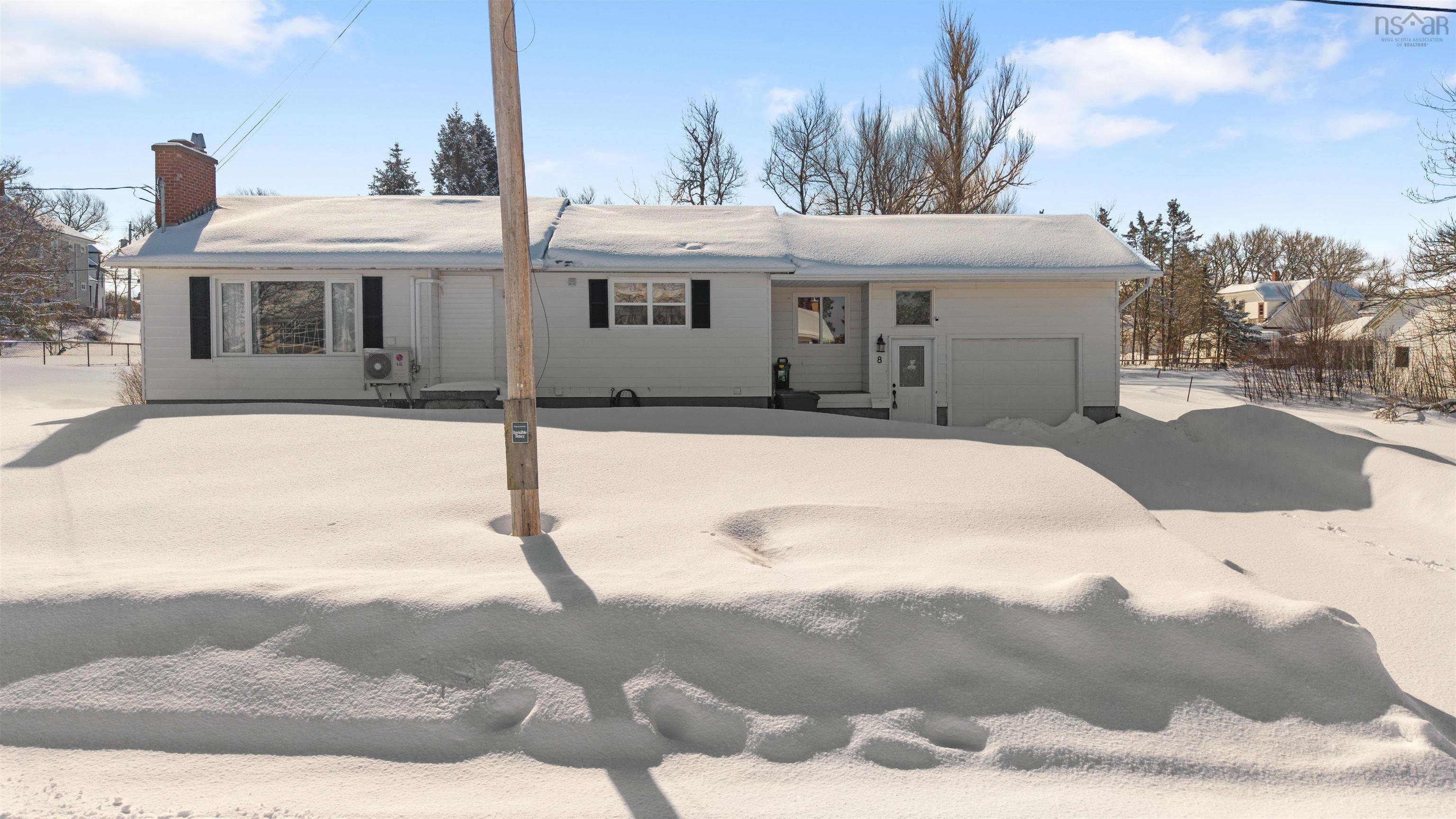 $279,000.00: 8 Smith Avenue, Springhill