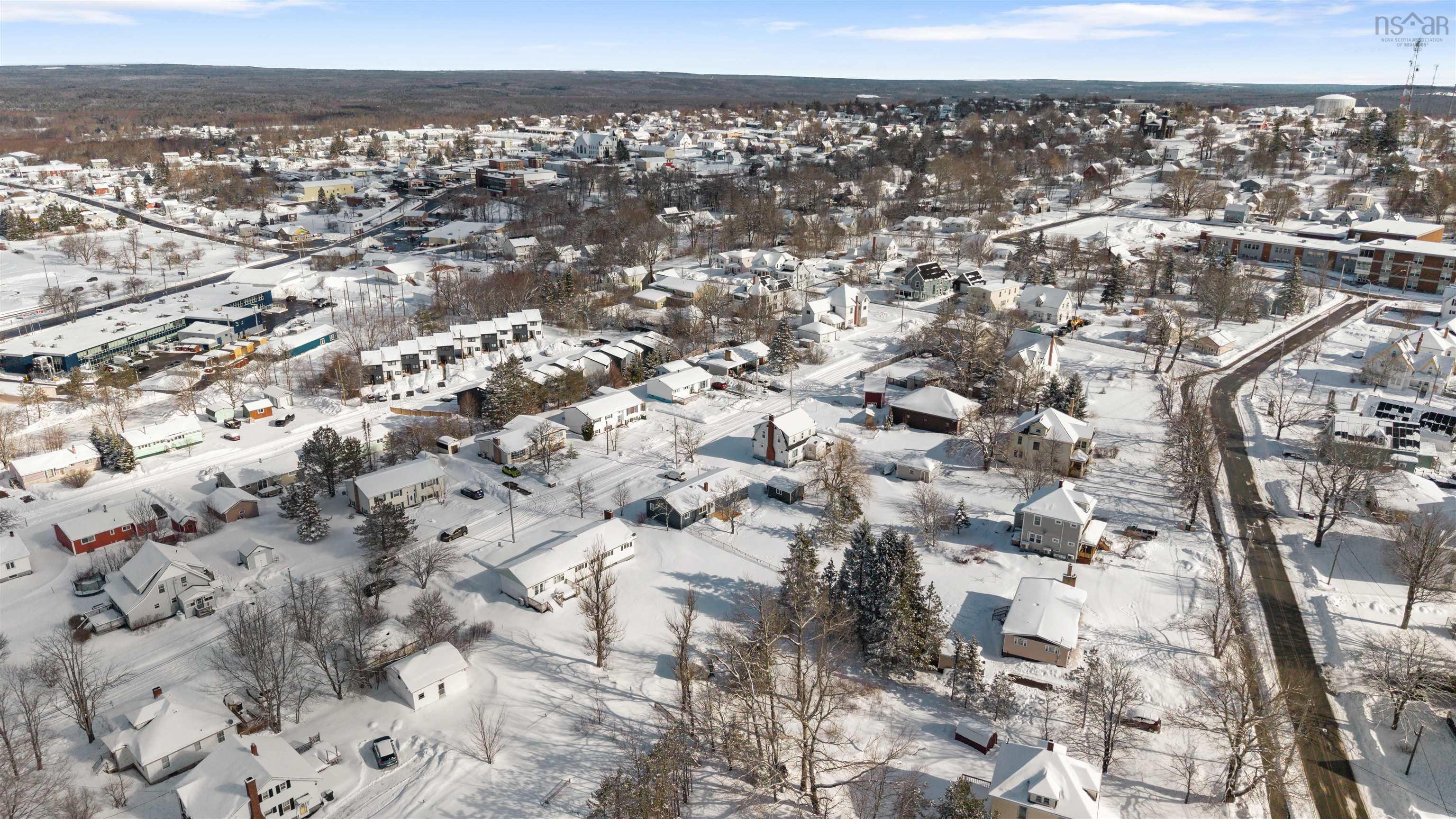 $279,000.00: 8 Smith Avenue, Springhill