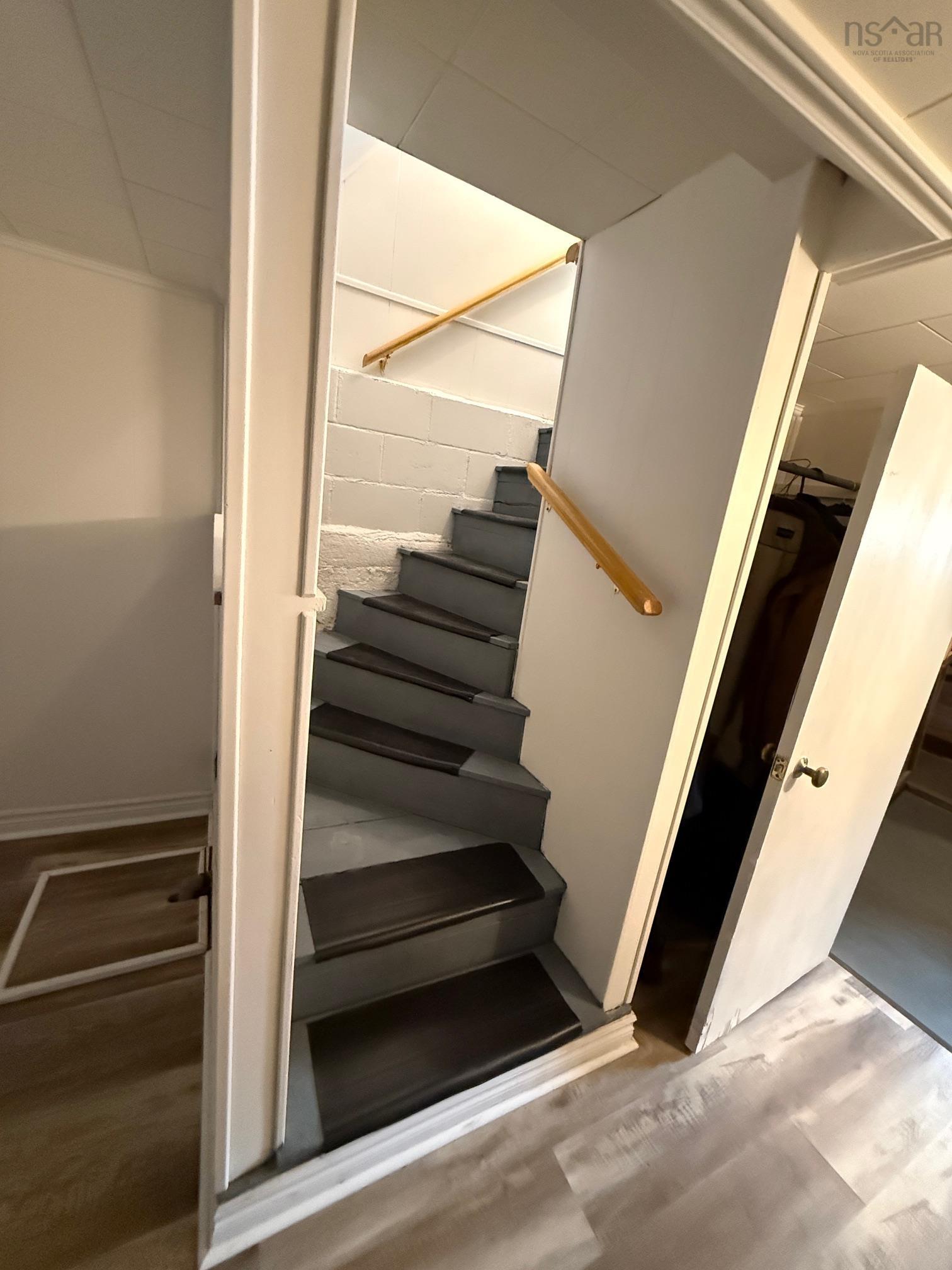 $364,900.00: 396 Highway 208, New Germany