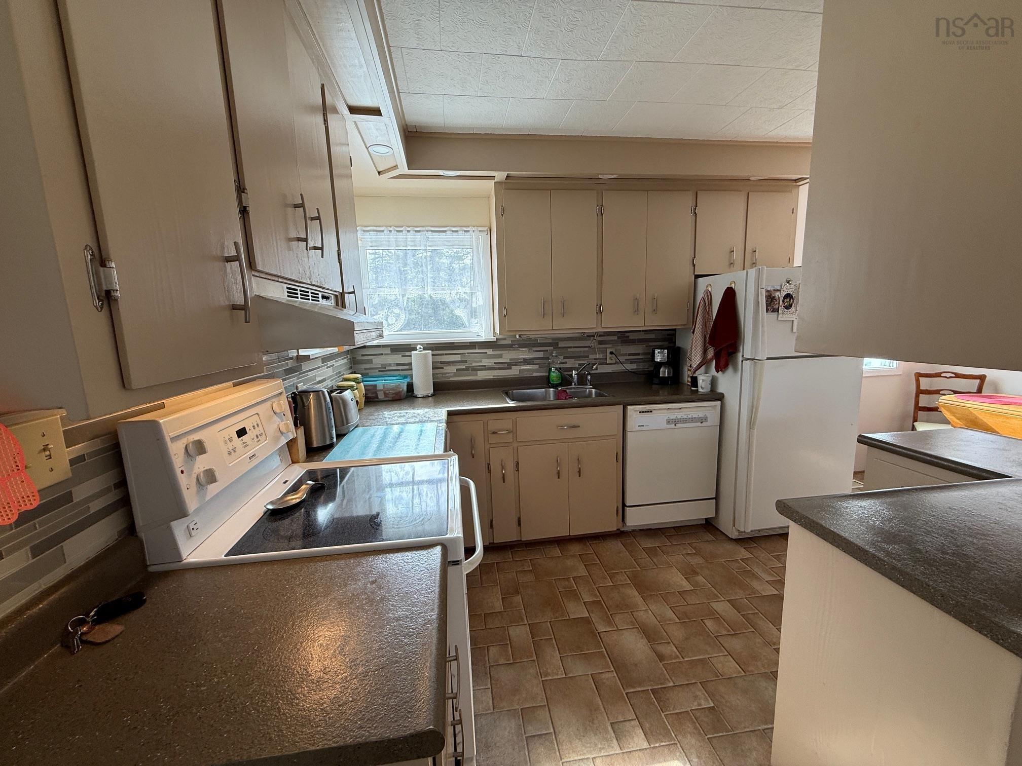 $364,900.00: 396 Highway 208, New Germany