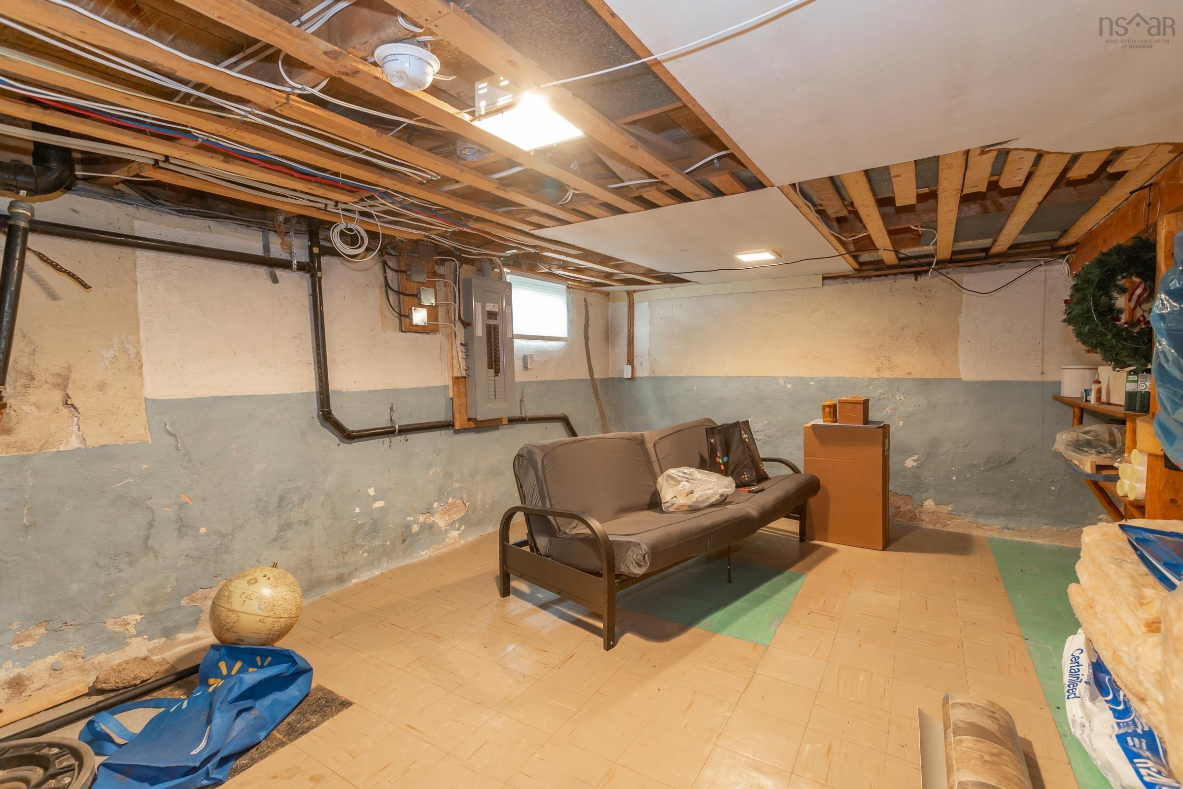 $350,000.00: 1307 Granville Road, Port Wade