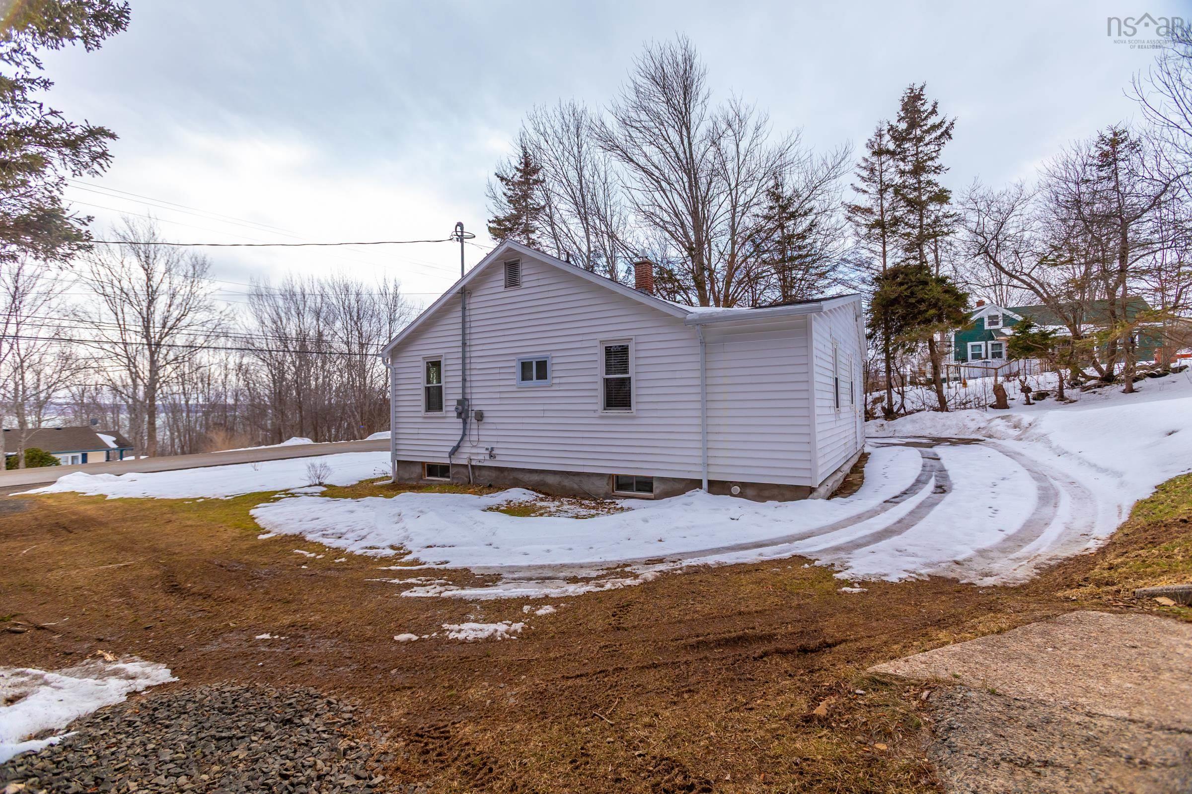 $350,000.00: 1307 Granville Road, Port Wade