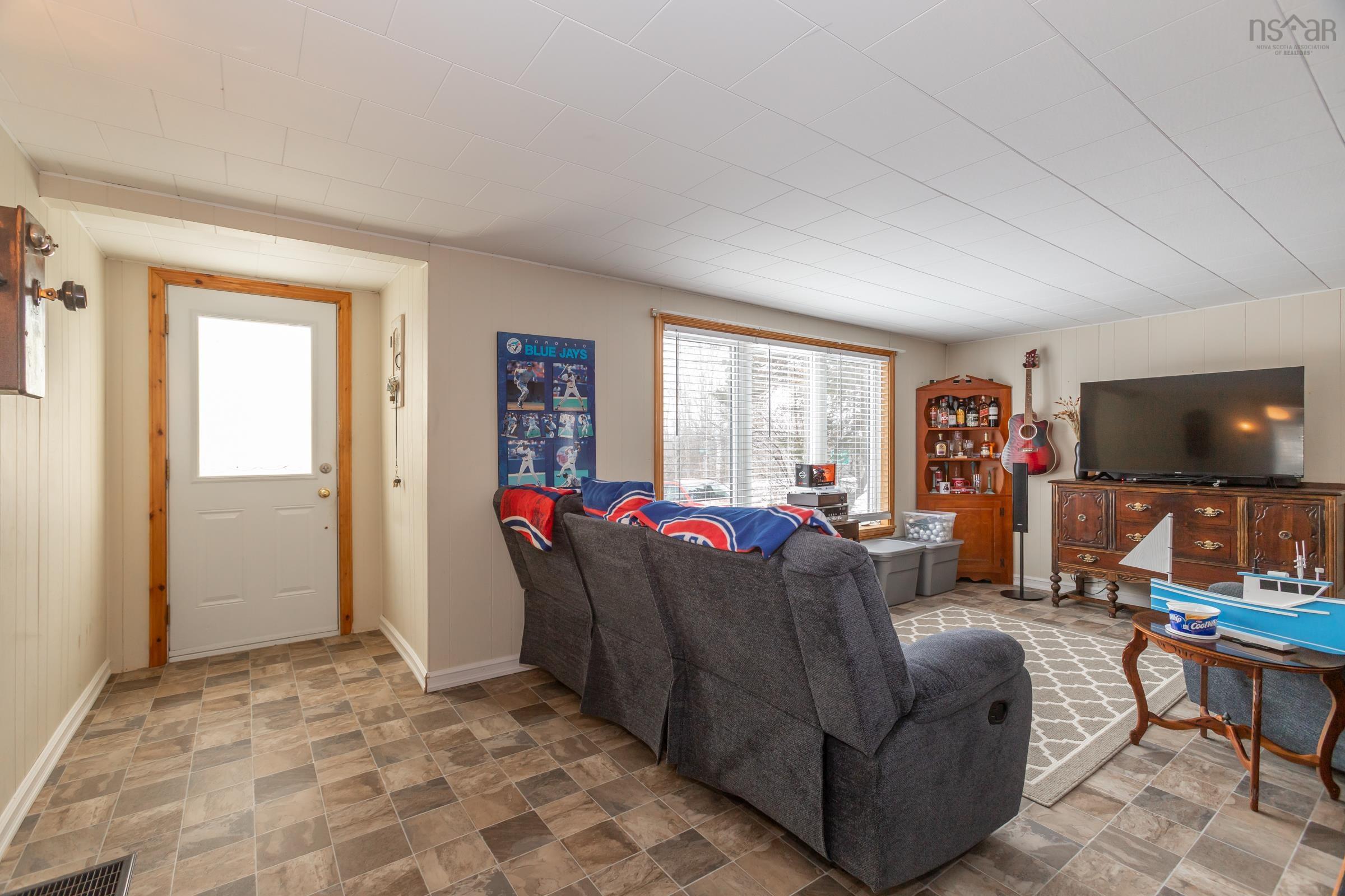 $350,000.00: 1307 Granville Road, Port Wade