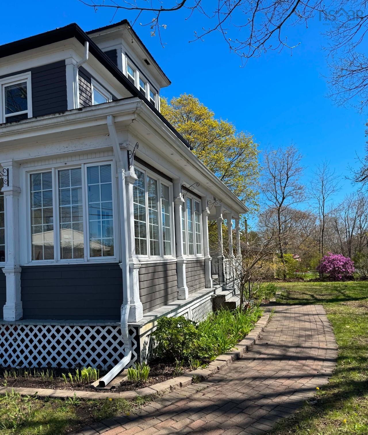 $565,000.00: 1484 Bridge Street, Kingston