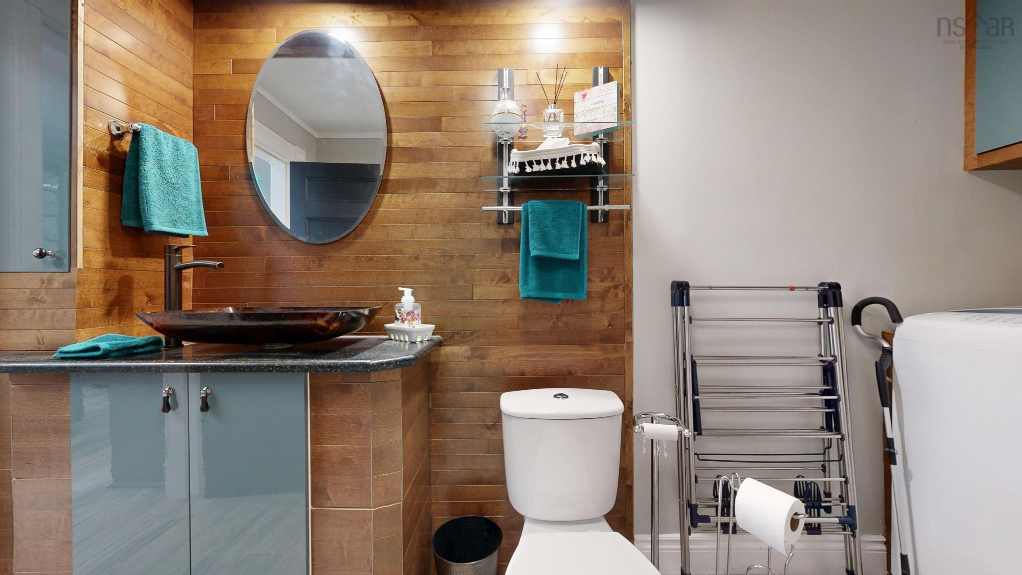 $574,900.00: 1484 Bridge Street, Kingston