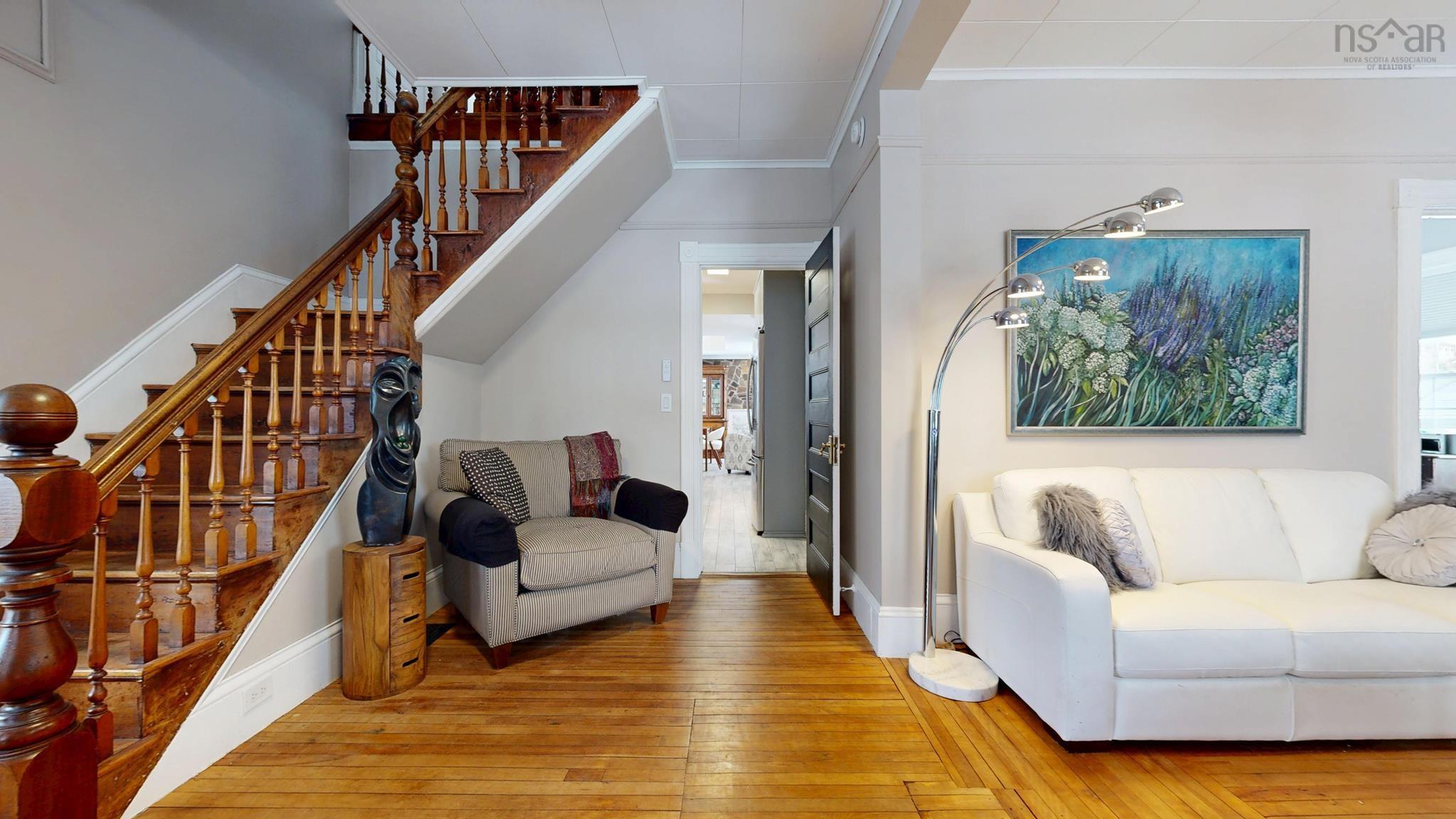 $574,900.00: 1484 Bridge Street, Kingston