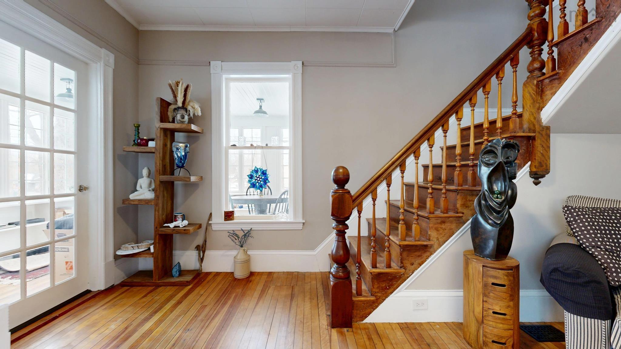 $574,900.00: 1484 Bridge Street, Kingston