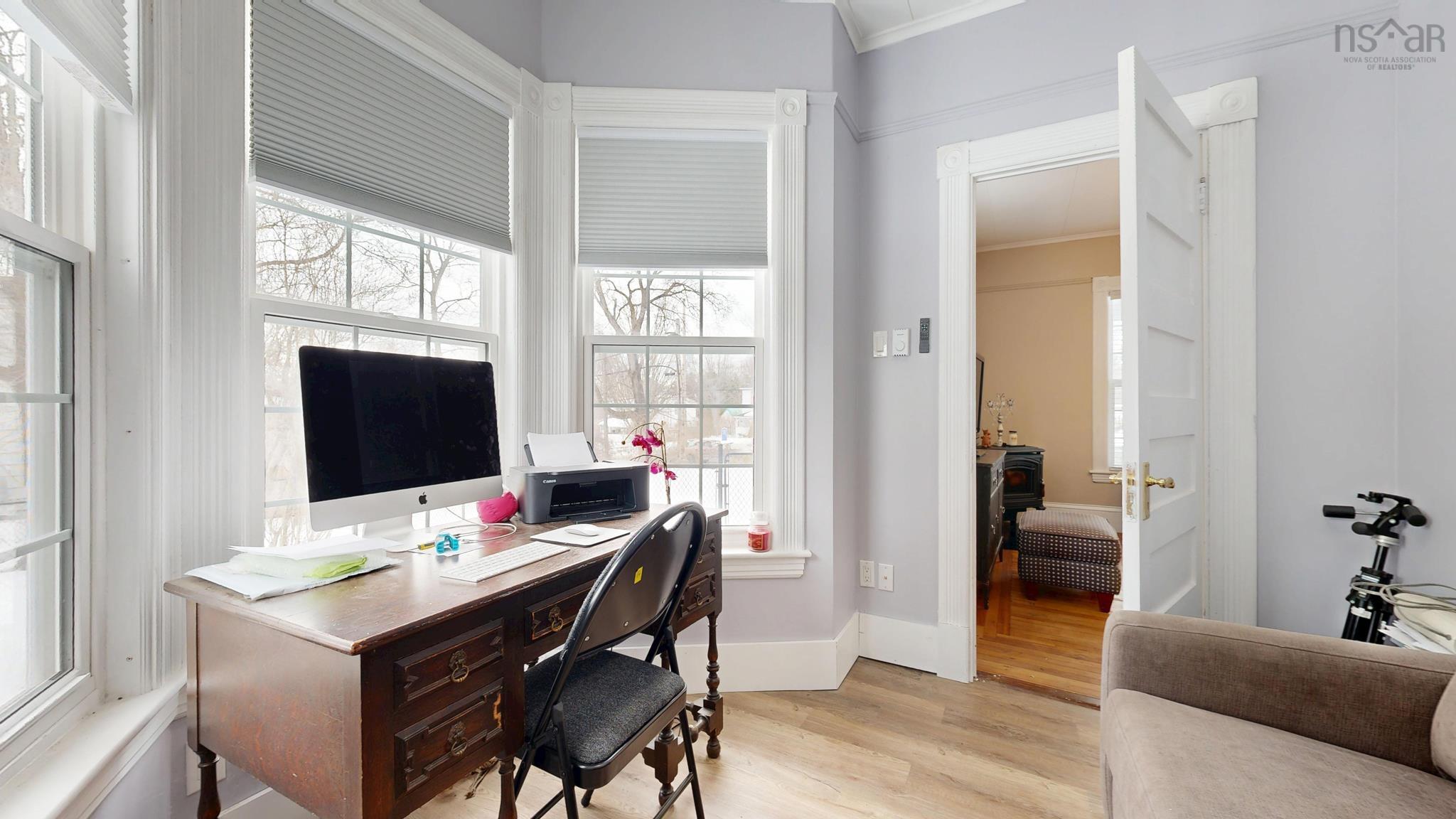 $574,900.00: 1484 Bridge Street, Kingston