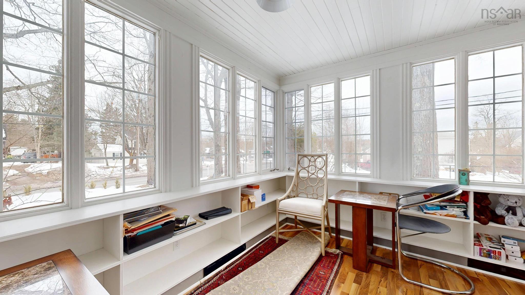 $574,900.00: 1484 Bridge Street, Kingston