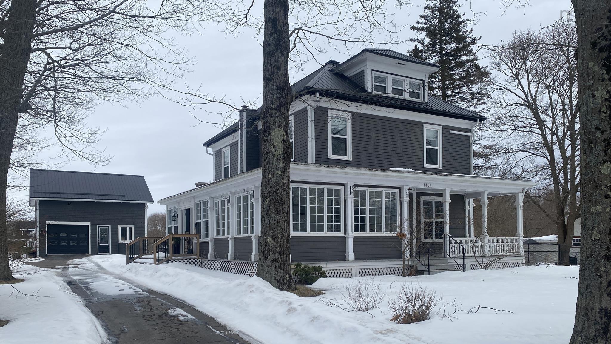 $574,900.00: 1484 Bridge Street, Kingston