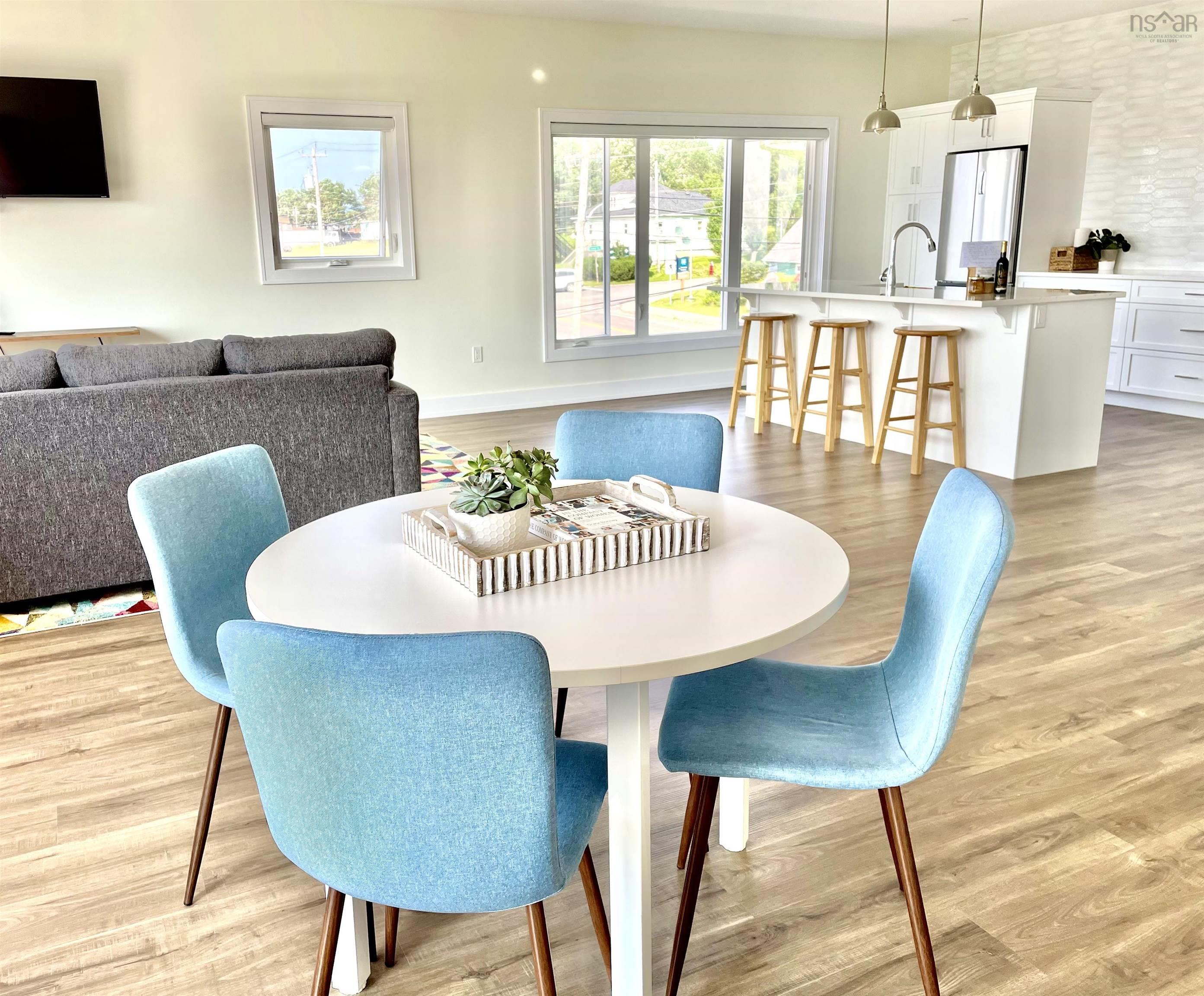 $1,800,000.00: 15751 Central Avenue, Inverness