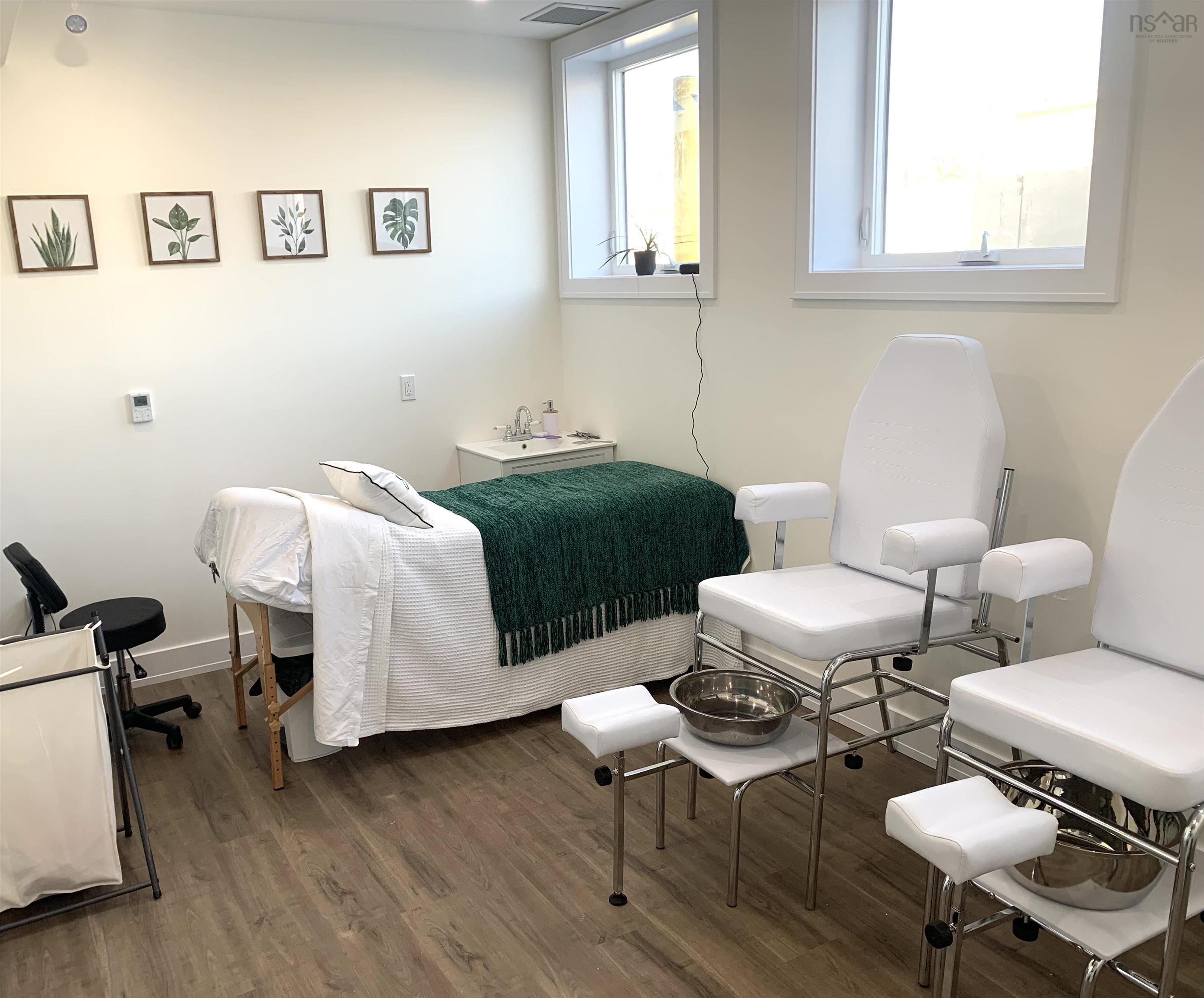 $1,800,000.00: 15751 Central Avenue, Inverness