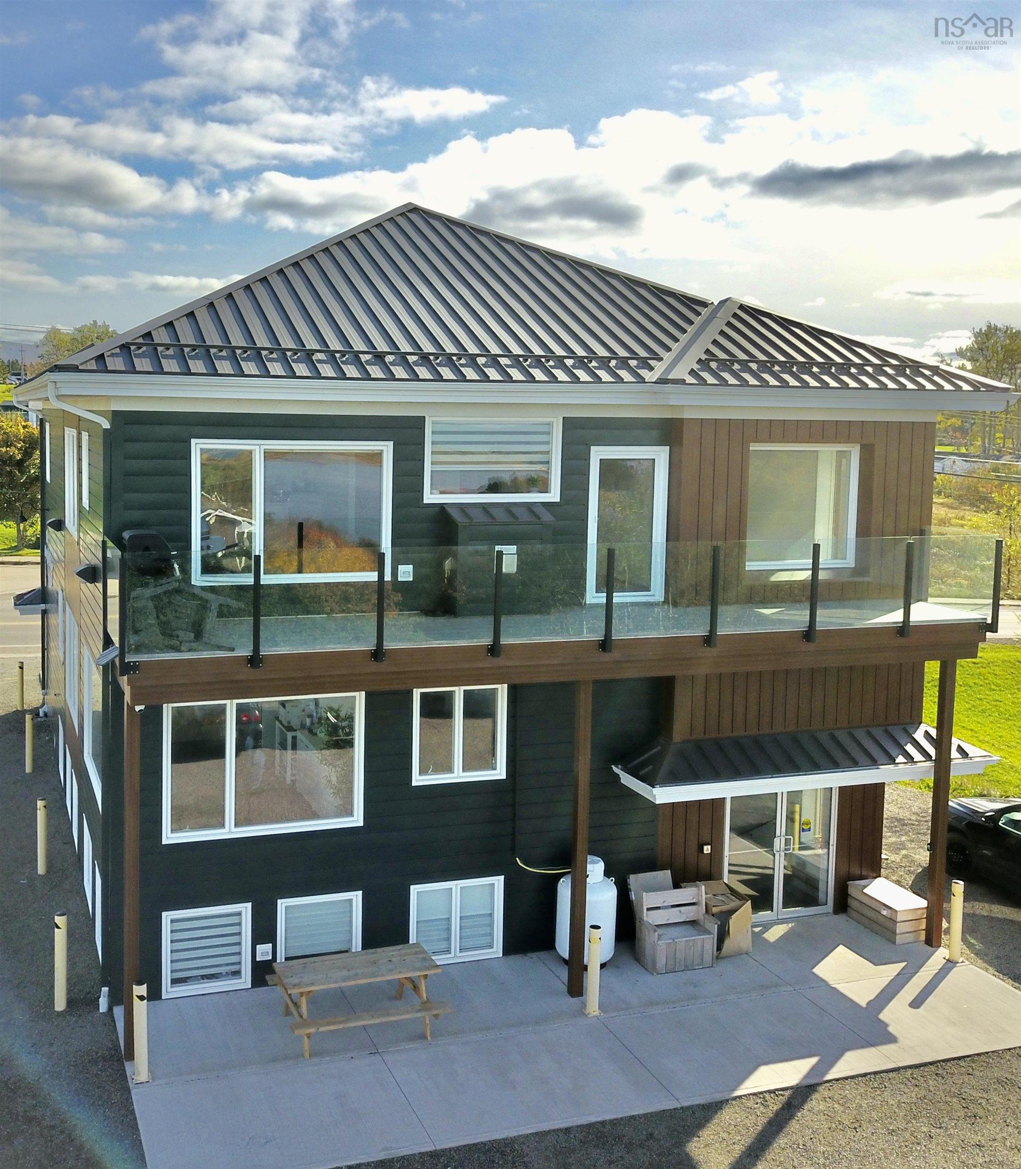 $1,800,000.00: 15751 Central Avenue, Inverness