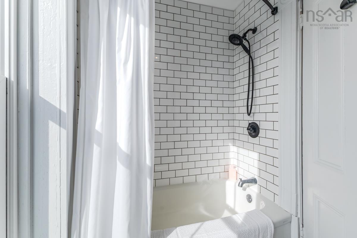 $449,000.00: 13836 Highway #6, Wallace