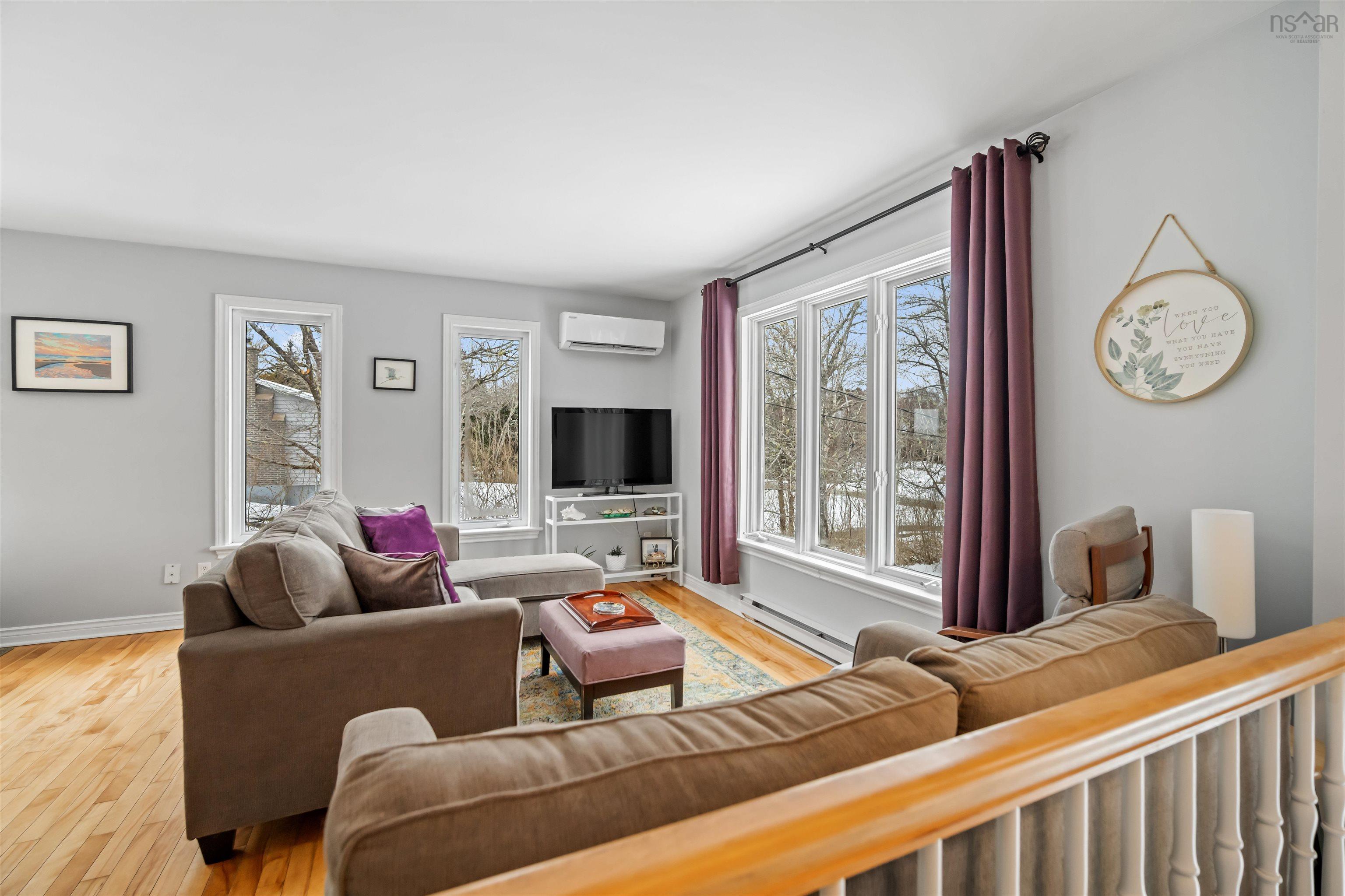 $549,900.00: 37 Mahar Drive, Shad Bay