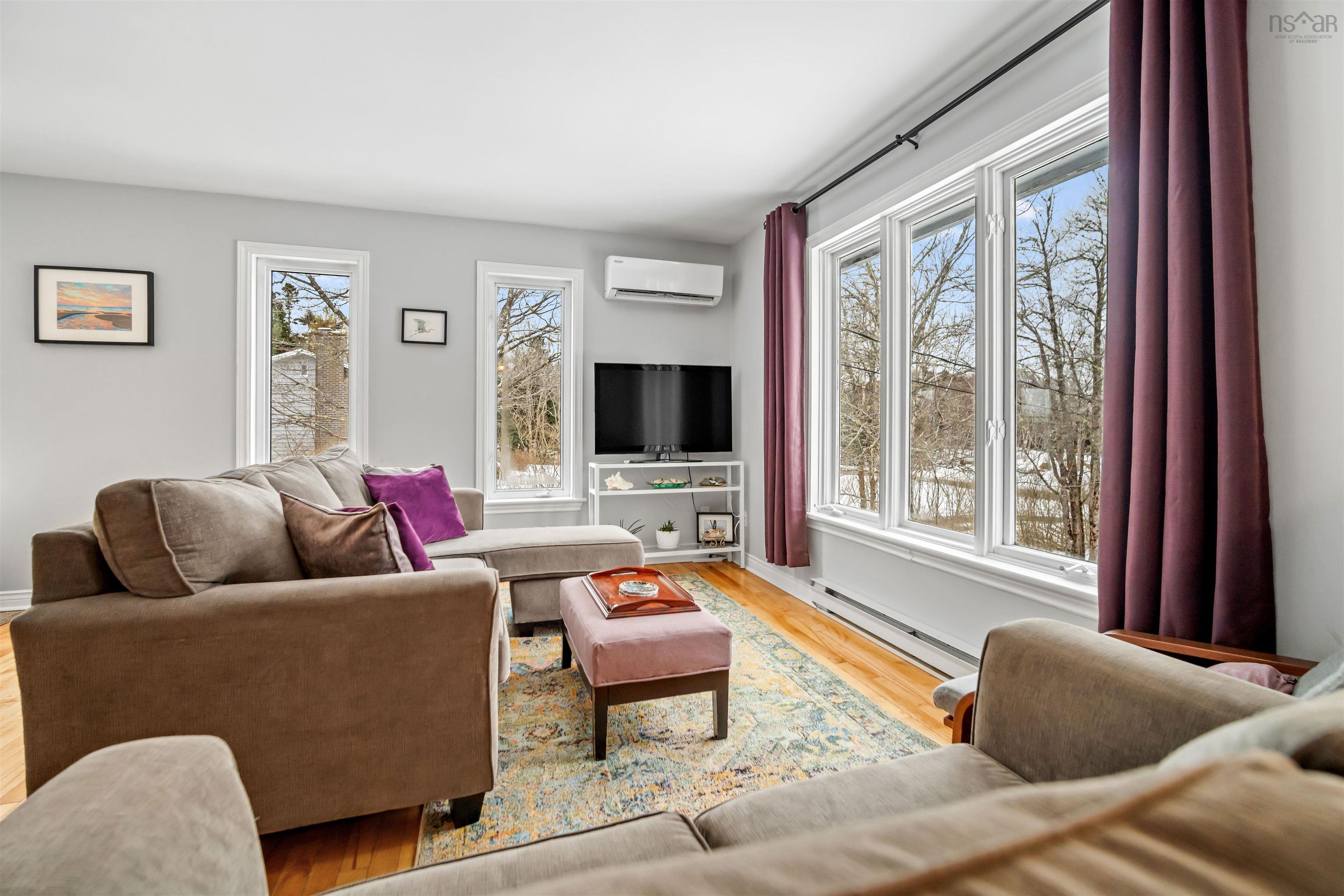 $549,900.00: 37 Mahar Drive, Shad Bay