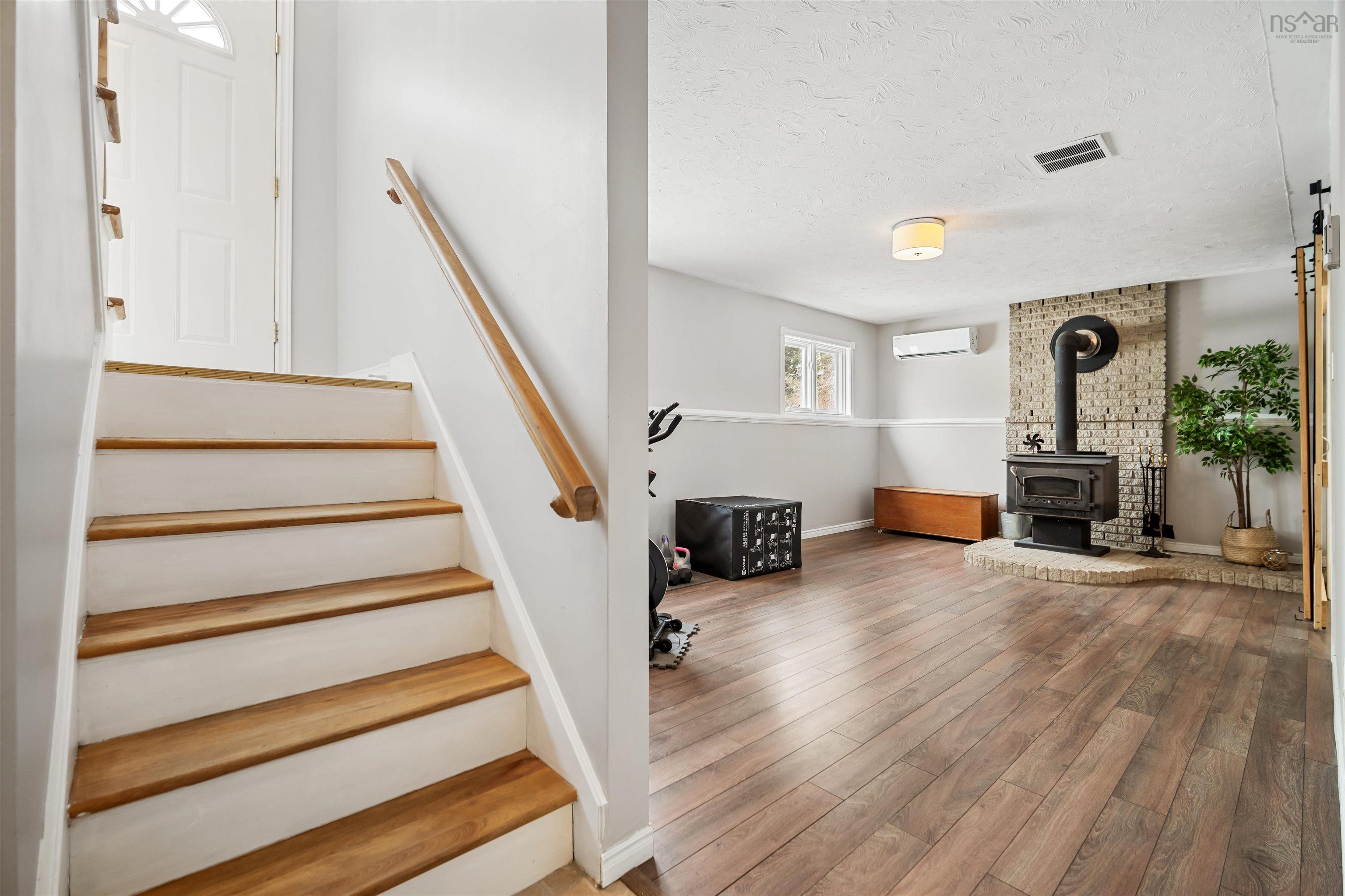 $549,900.00: 37 Mahar Drive, Shad Bay