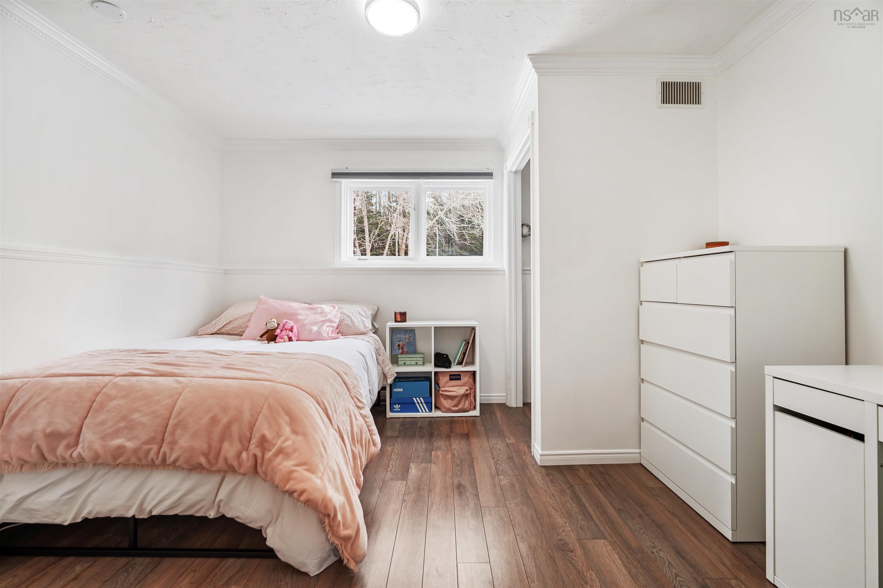 $549,900.00: 37 Mahar Drive, Shad Bay