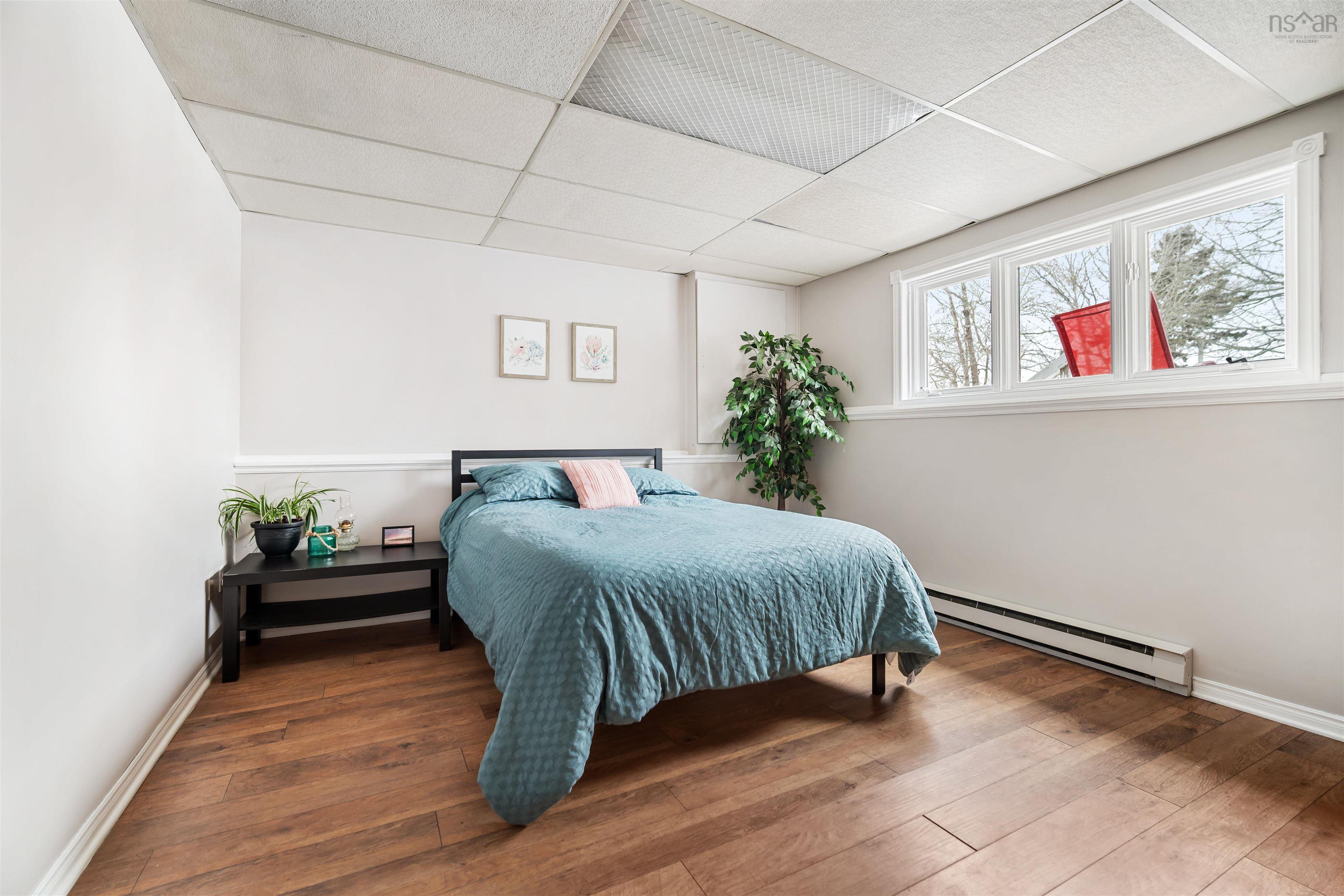 $549,900.00: 37 Mahar Drive, Shad Bay