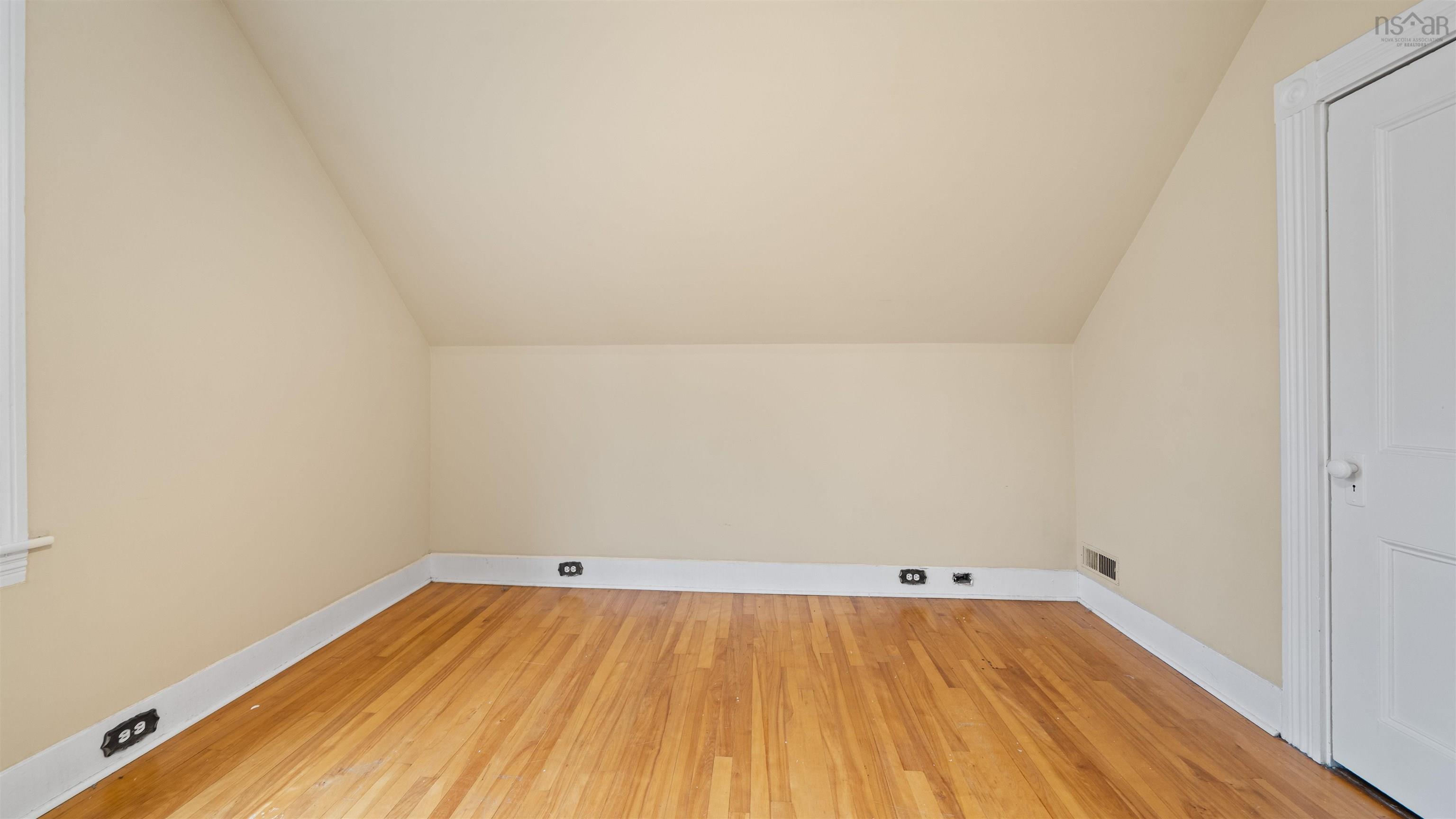 $259,900.00: 62 Maple Avenue, New Glasgow