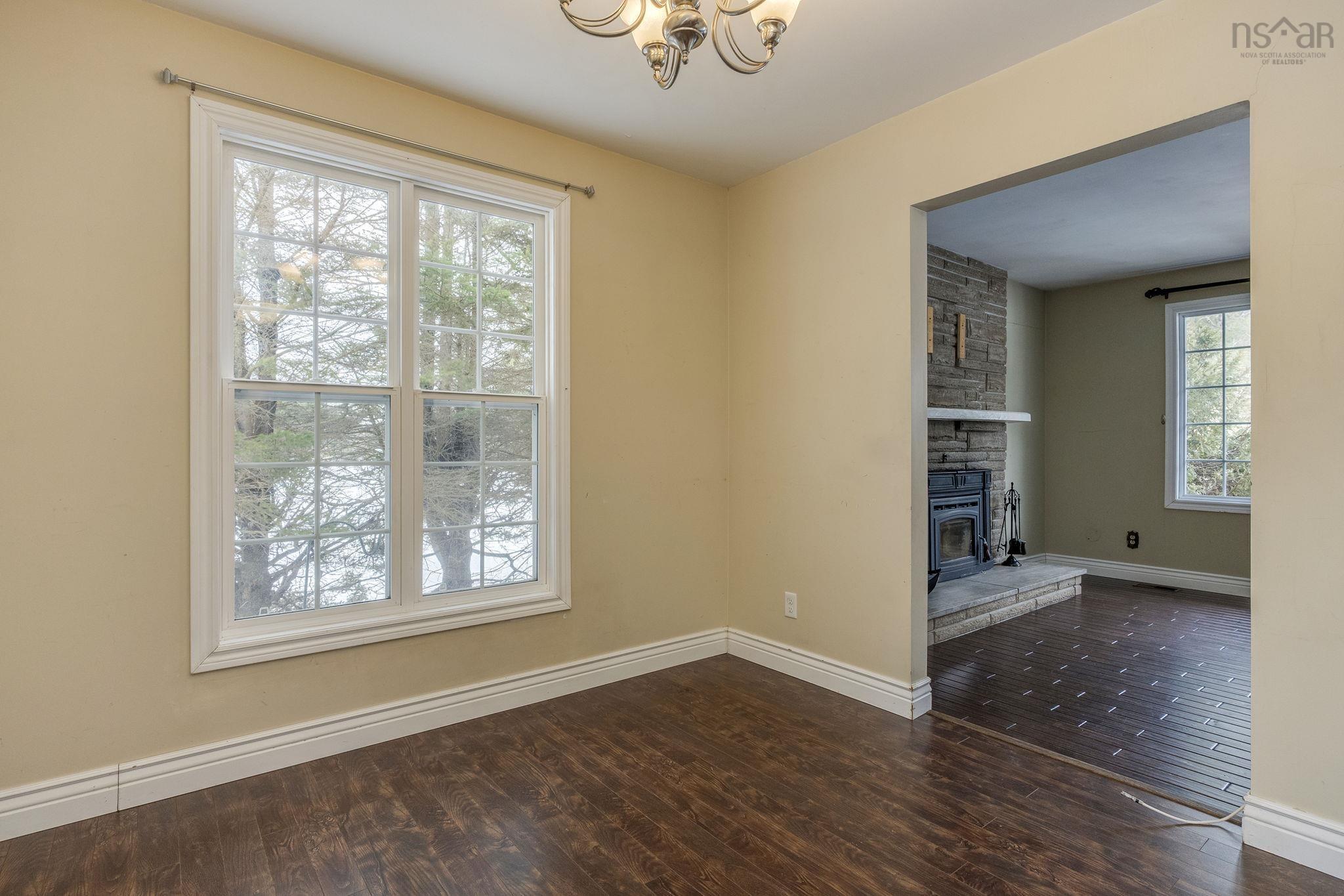 $349,900.00: 18 Cook Avenue, Wilmot