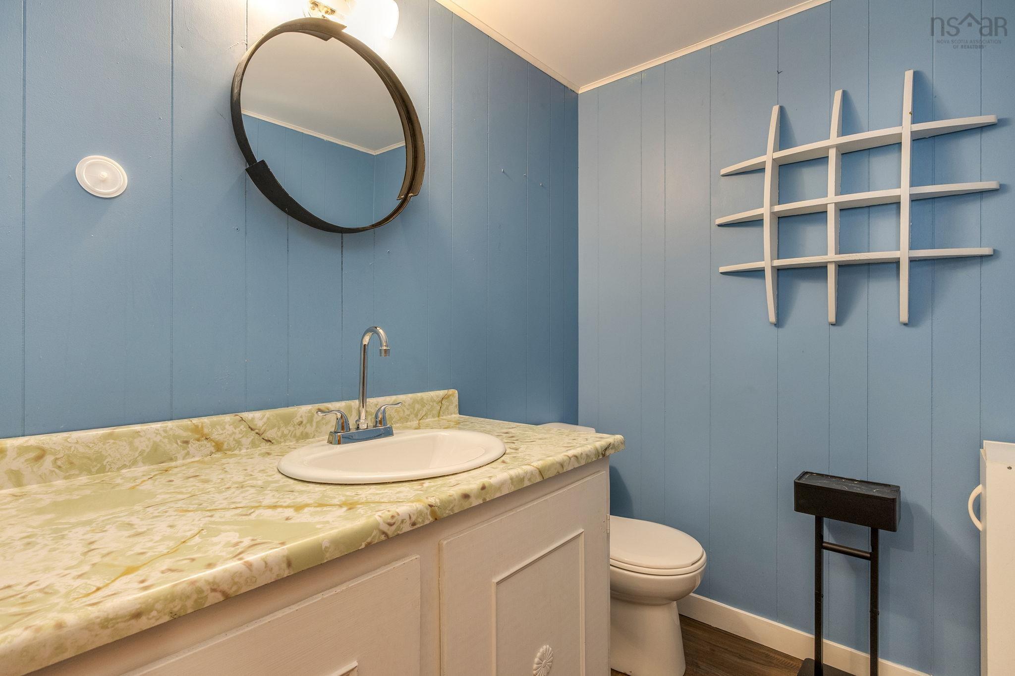 $349,900.00: 18 Cook Avenue, Wilmot