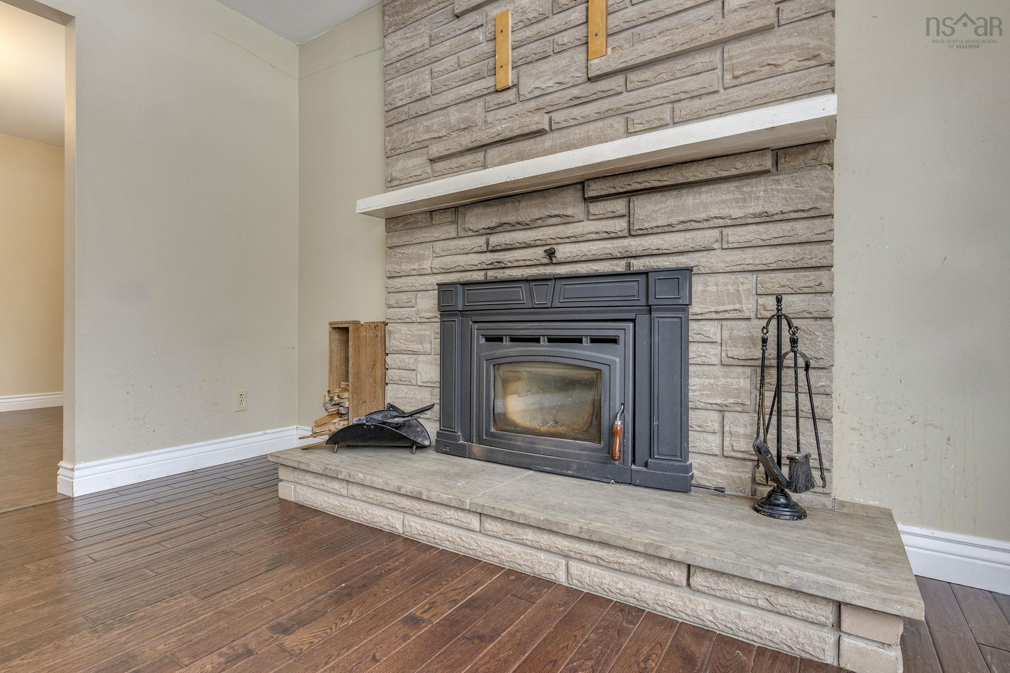 $349,900.00: 18 Cook Avenue, Wilmot