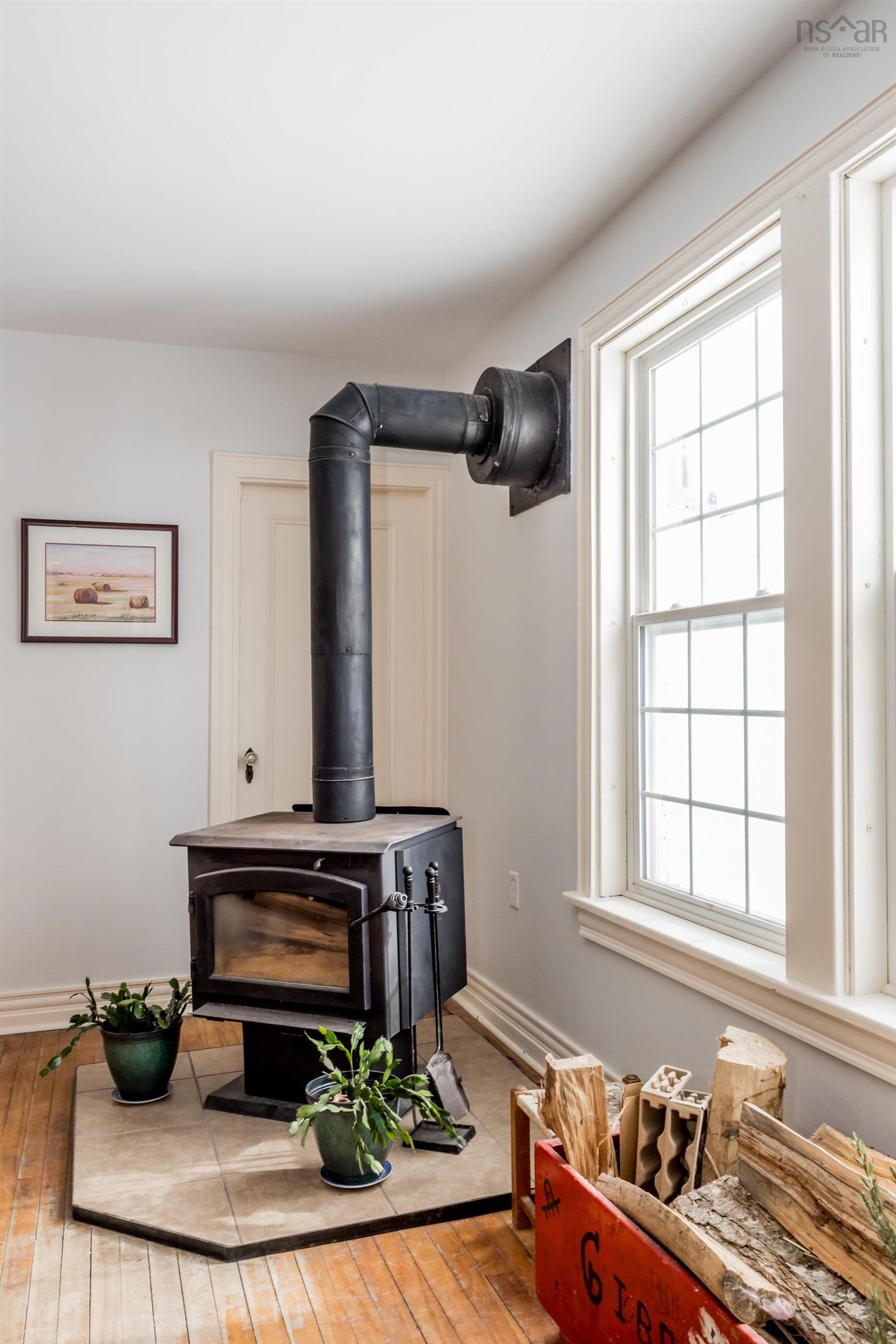 $524,900.00: 1665 Highway 362, Victoria Vale