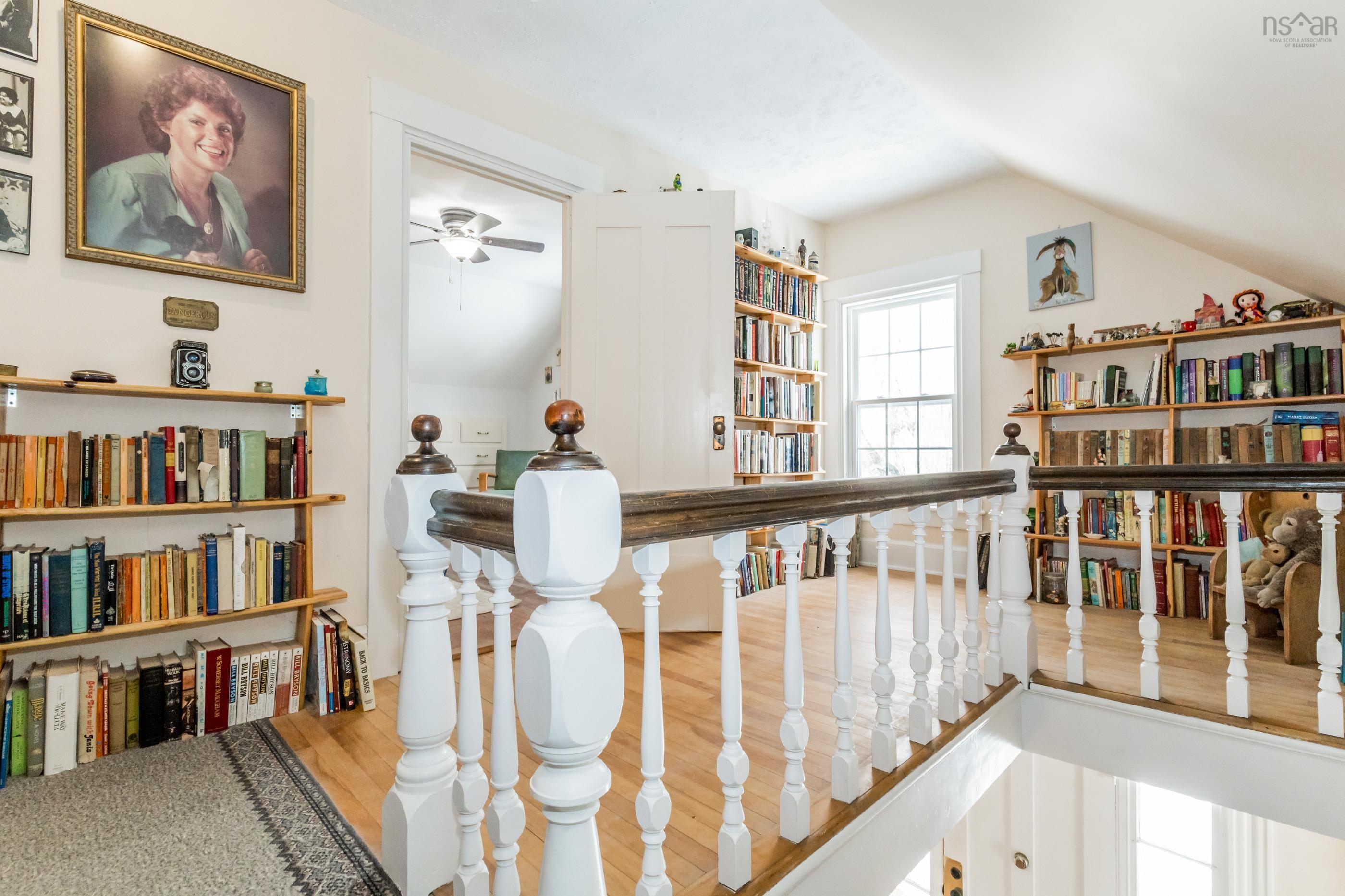 $524,900.00: 1665 Highway 362, Victoria Vale