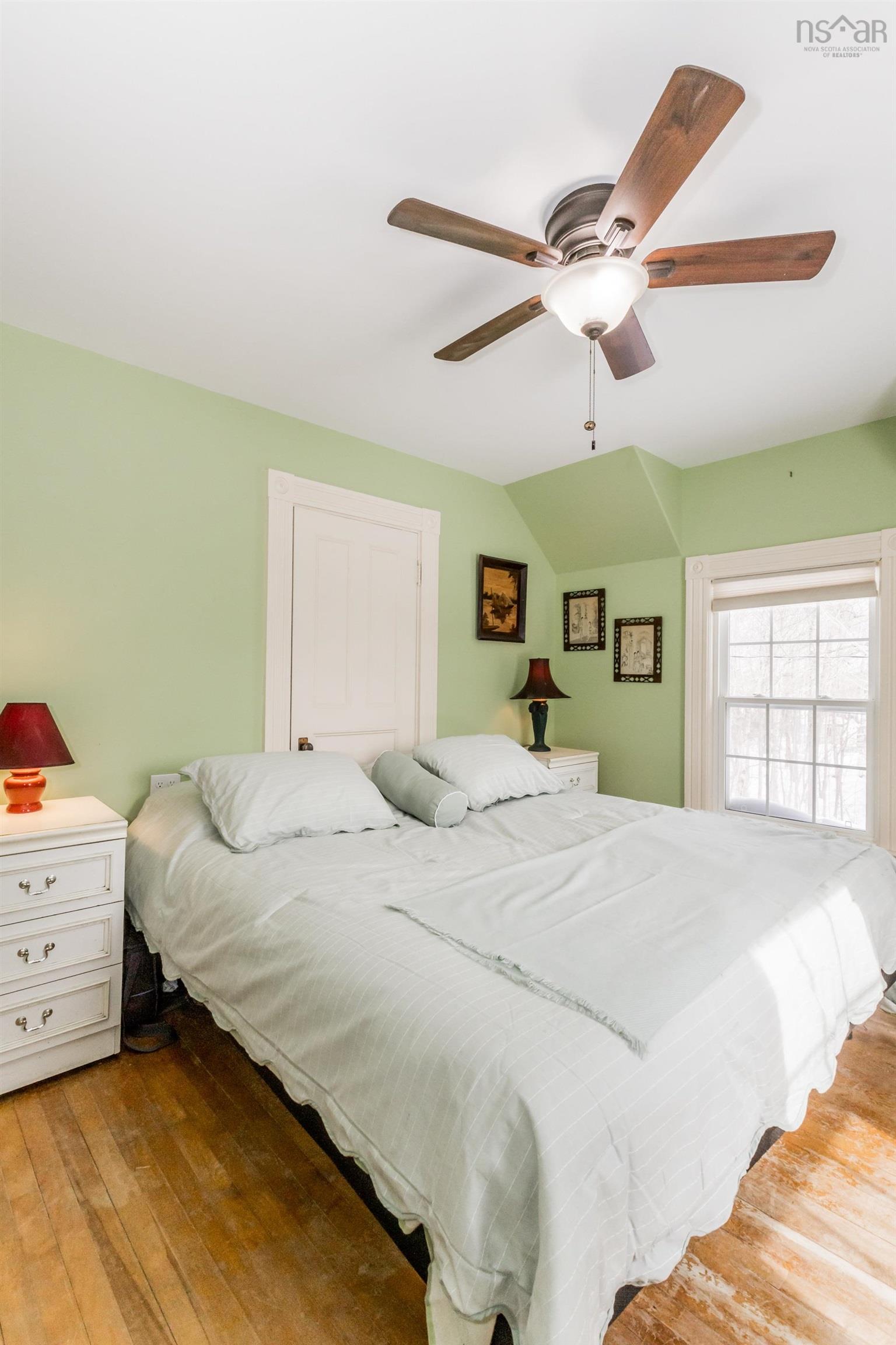 $524,900.00: 1665 Highway 362, Victoria Vale