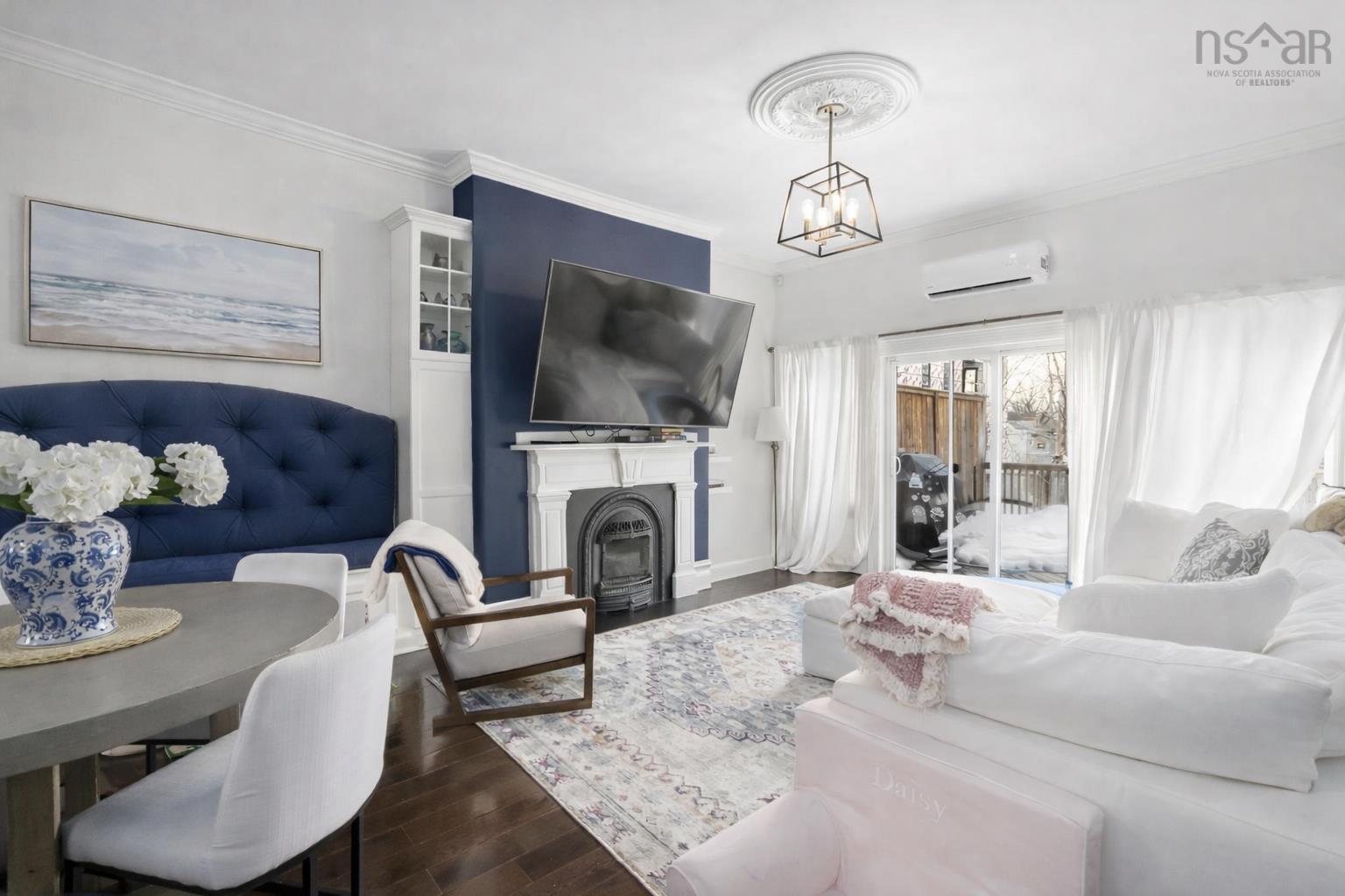 $1,250,000.00: 6028/6030 Cunard Street, Halifax